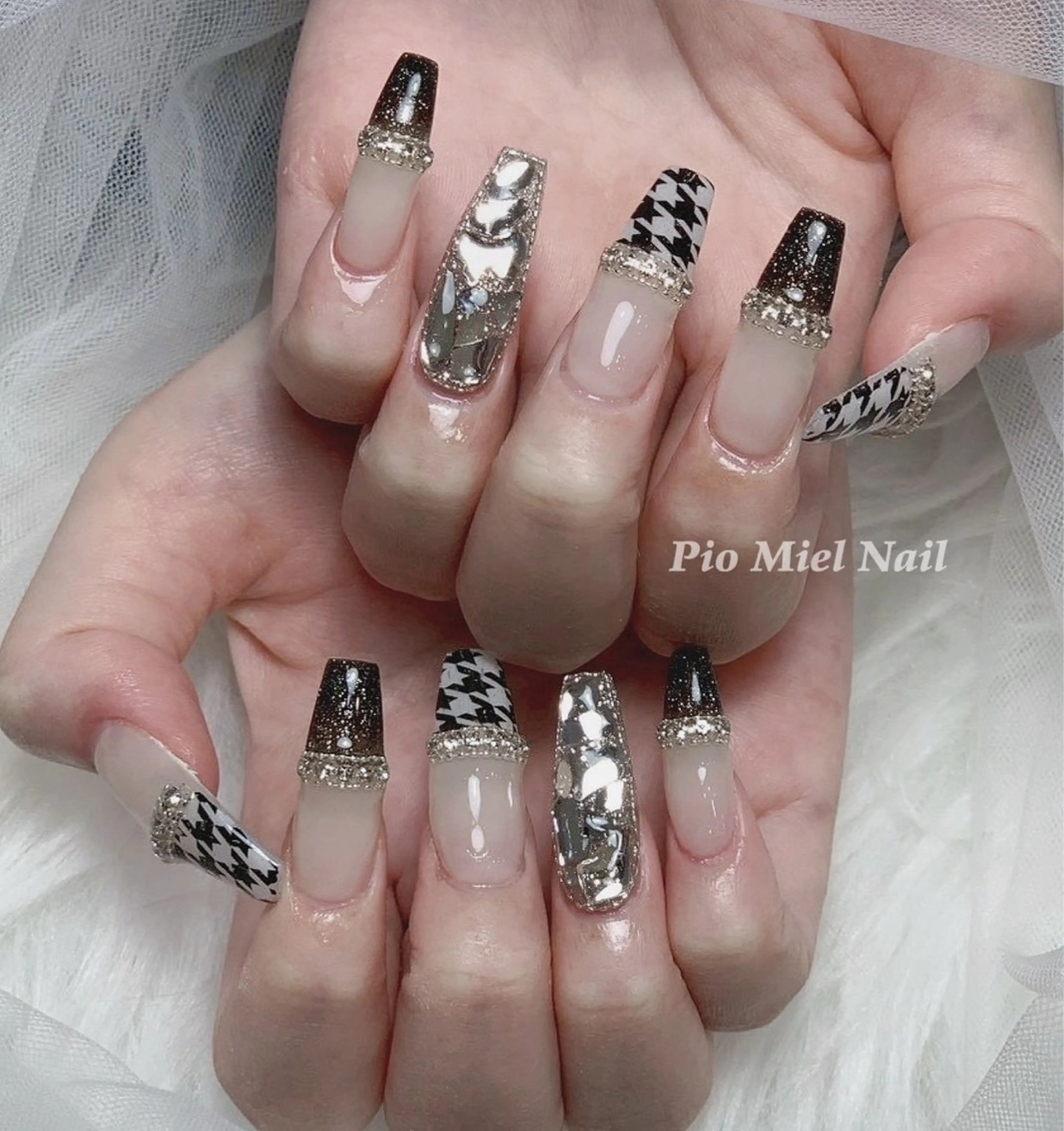 ネイル ハンドネイル HANA 長さだしのネイルデザイン