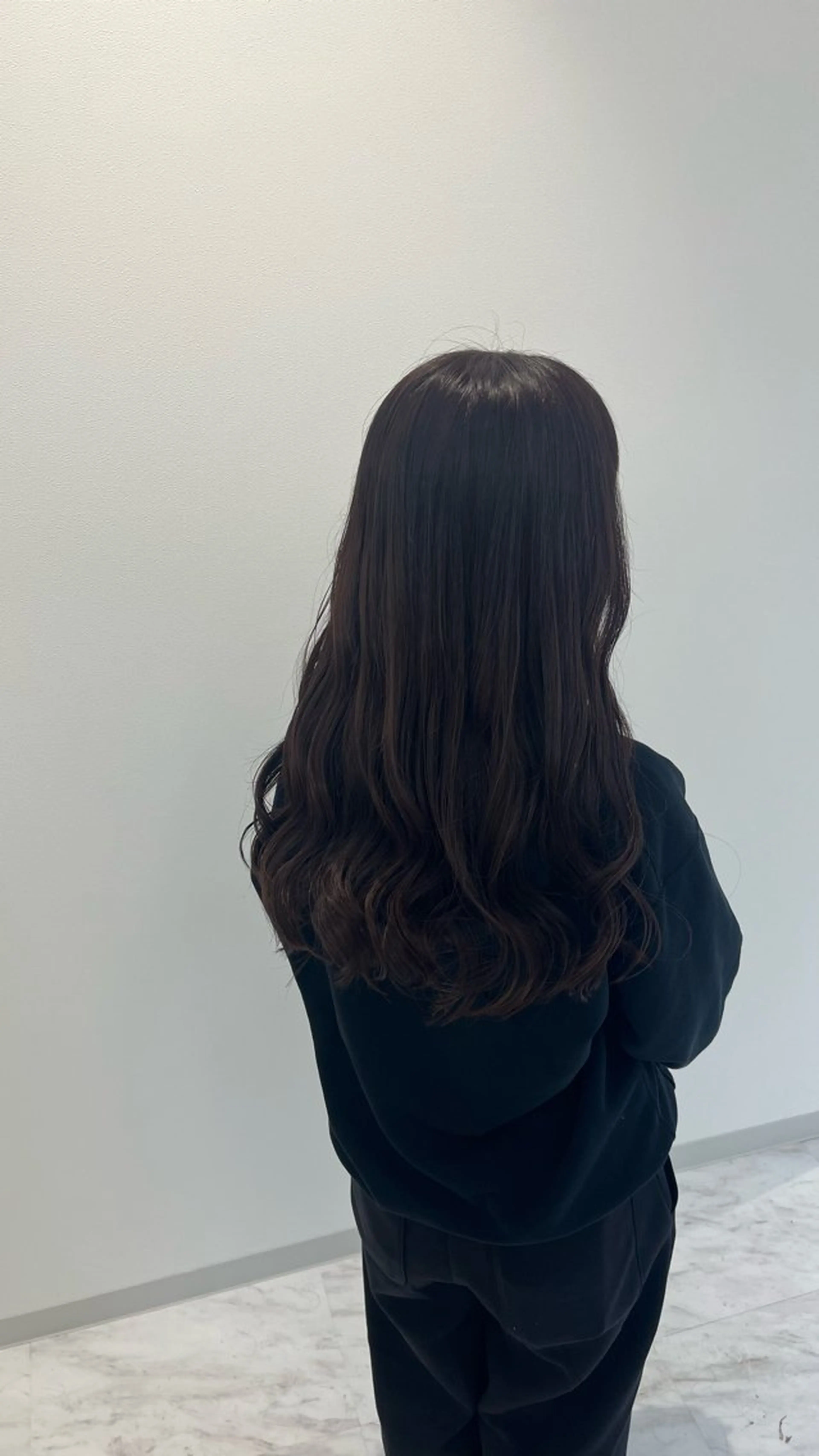ロング 加美山 芽衣のヘアスタイル