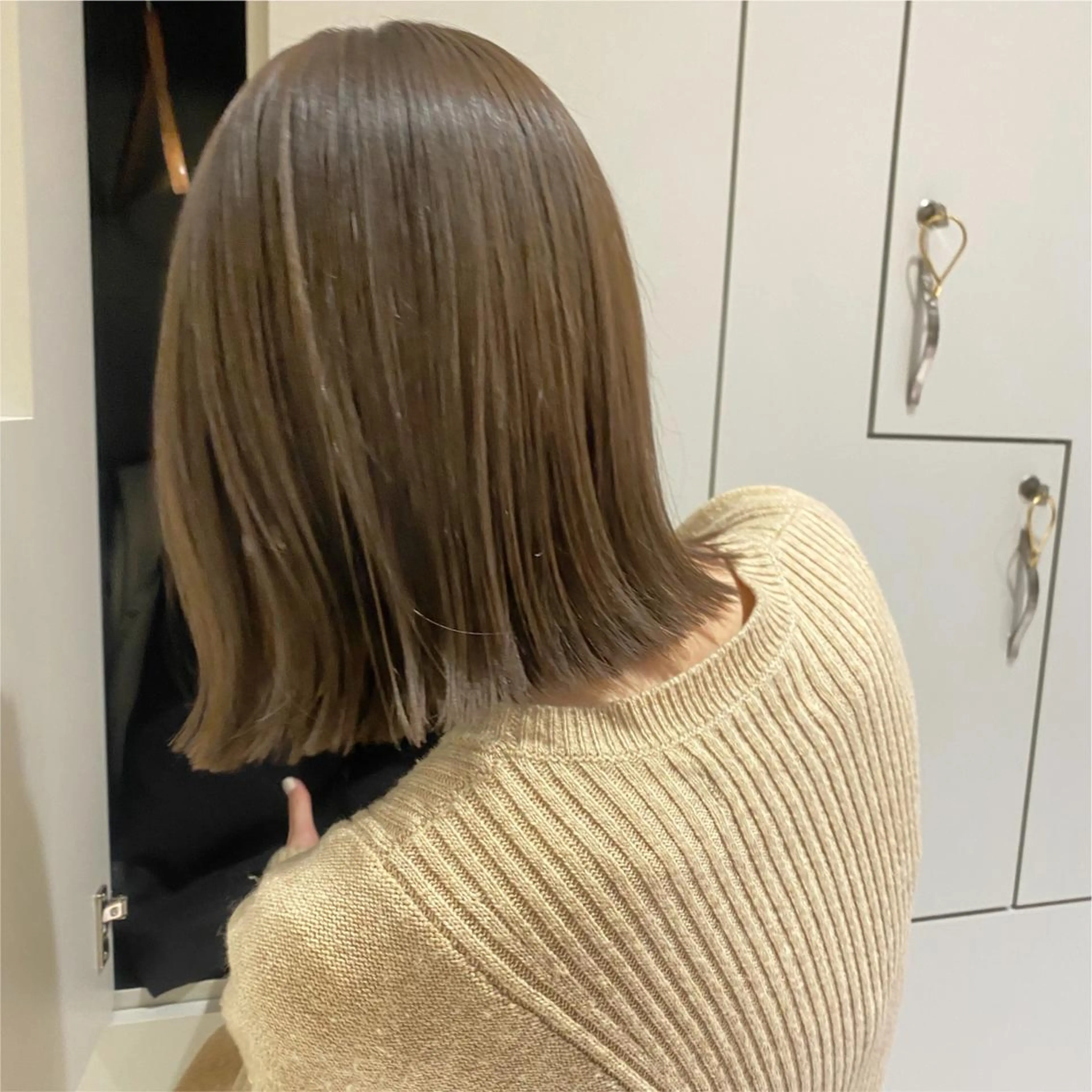 🉐【ショート/ミニボブ/ボブ】カット+ブリーチなし透明感ダブルカラーカラー✨の写真