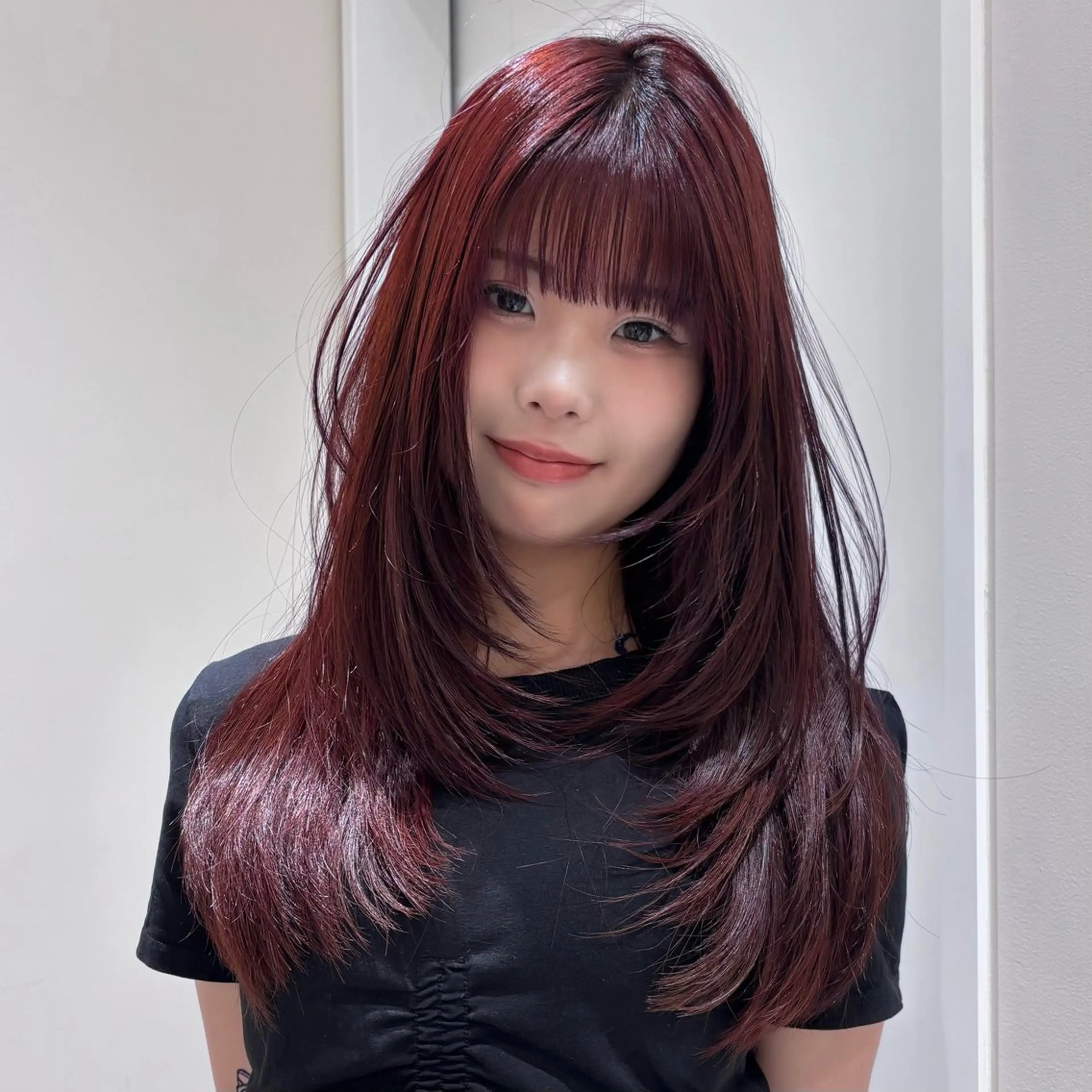 セミロング カラー カット ヘアセット ハイトーンカラー🫧 🥣KYOKAのヘアスタイル