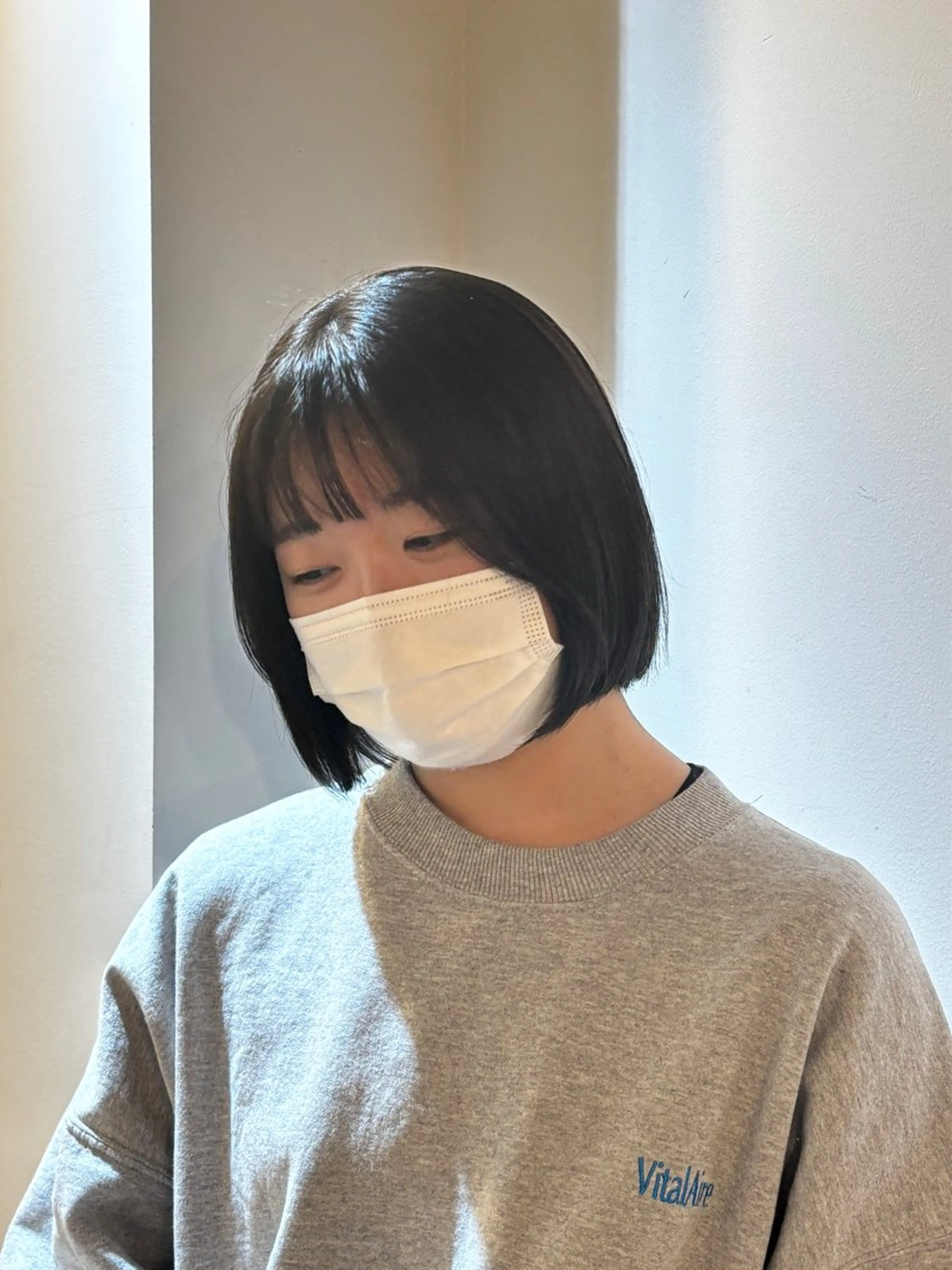 ショート ボブ 岸本 まほのヘアスタイル