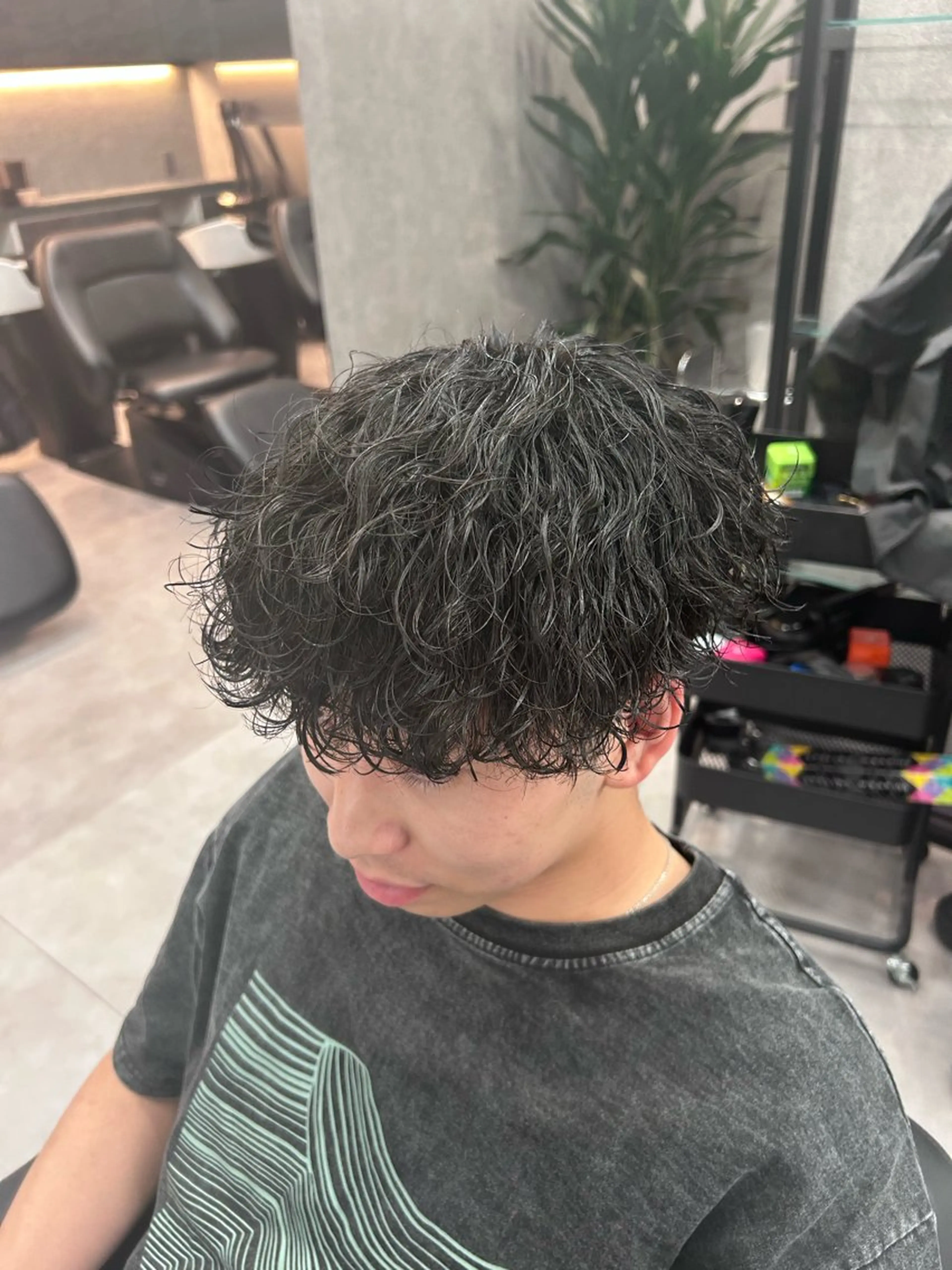 ショート カラー パーマ メンズ メンズパーマ 波巻きパーマ カット メンズ特化 👑YUTAのヘアスタイル