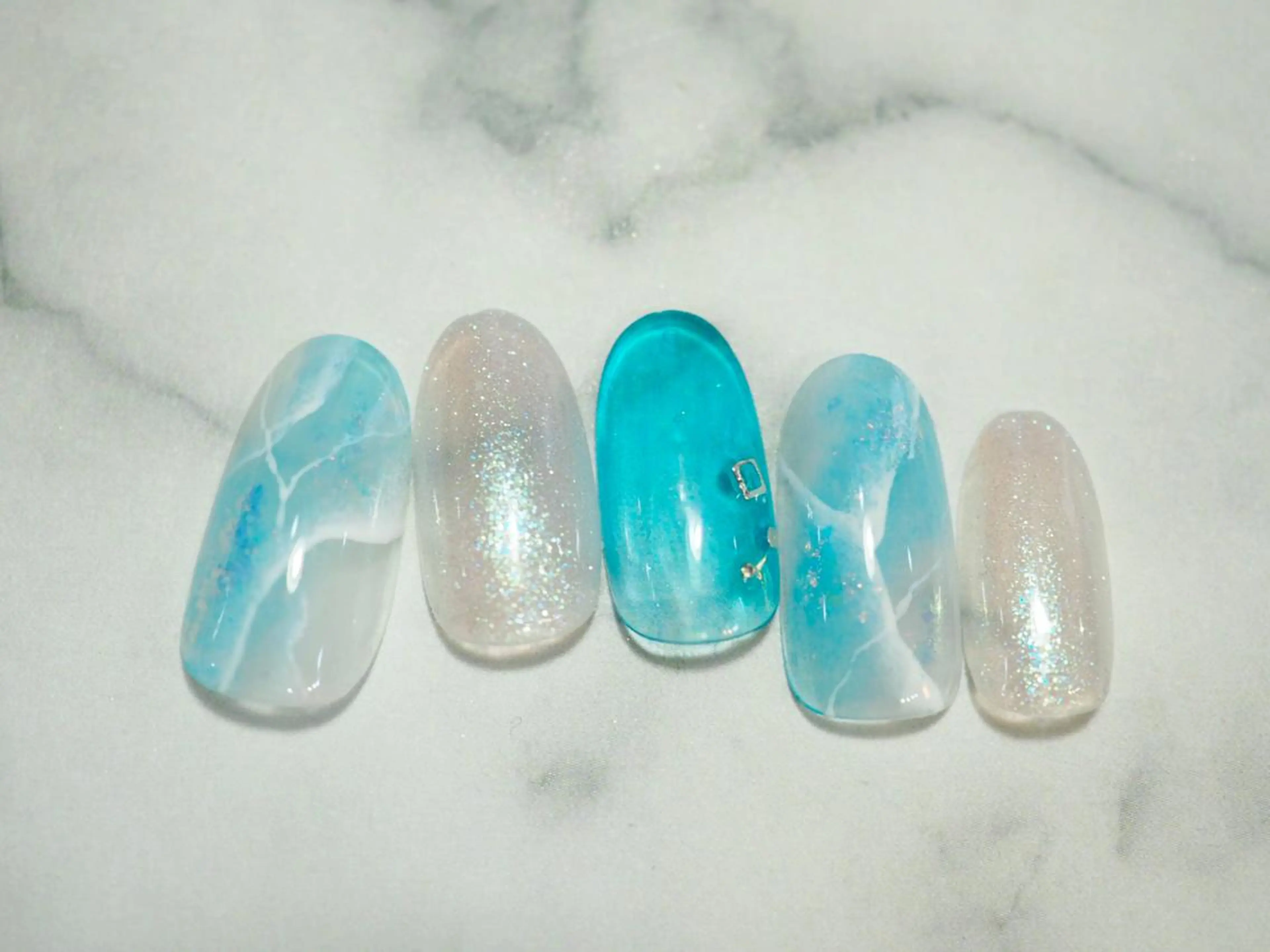 ネイル トップネイリスト Ribbon立川店のネイルデザイン