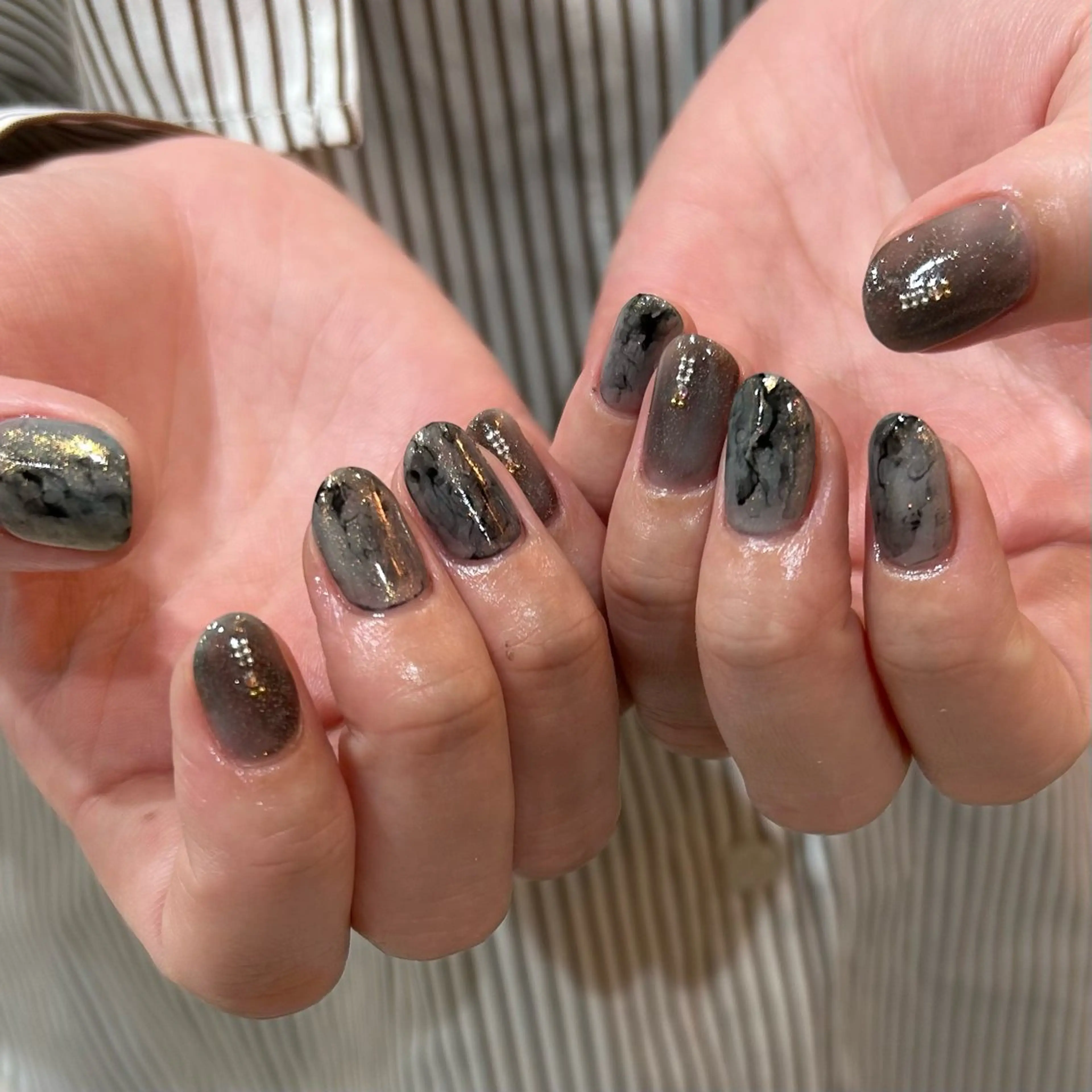 ネイル shio ♡ 17.20日空きありのネイルデザイン