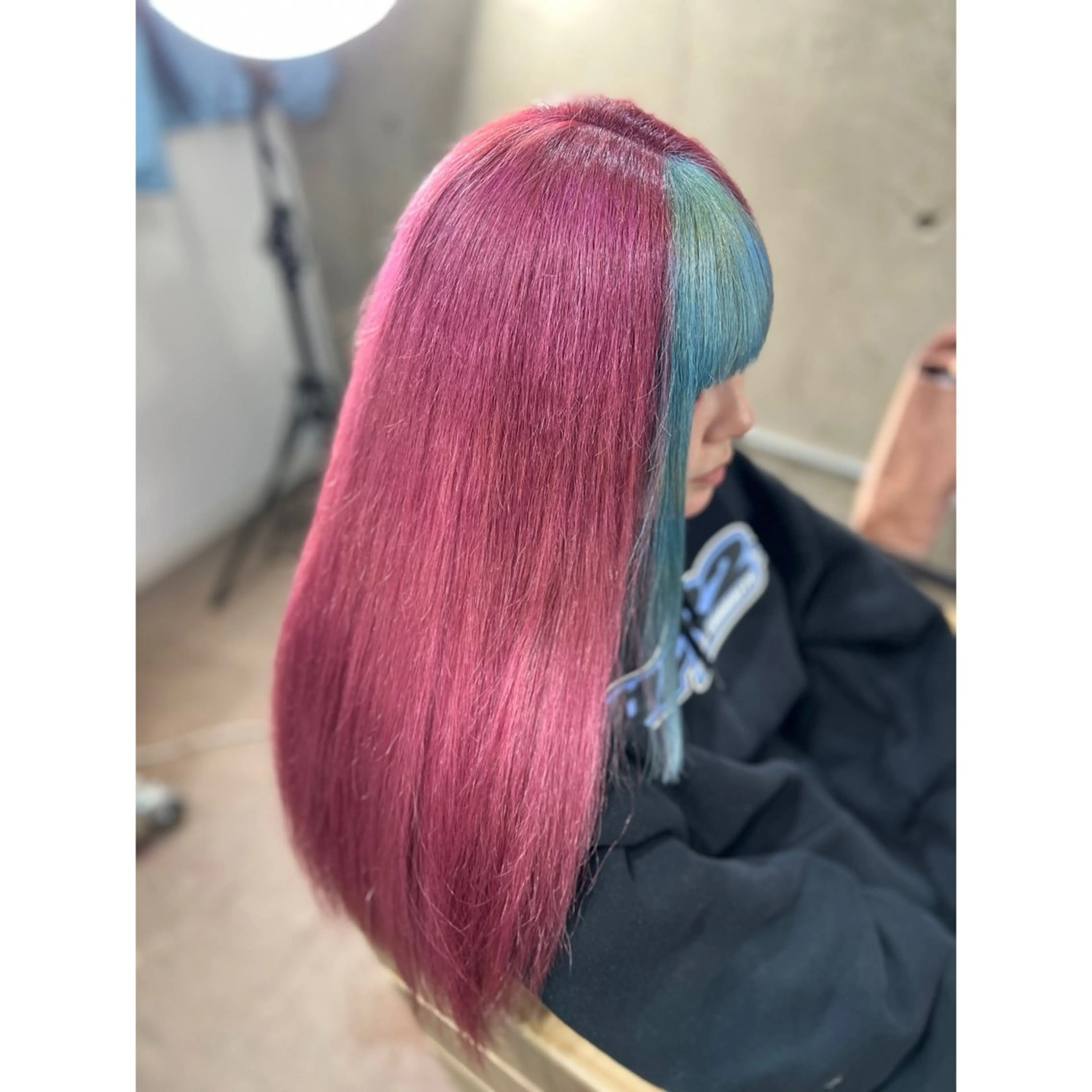 ロング ヘアカラー トリートメント 人気１位🎀有名人も 通う🫅韓国髪専門○のヘアスタイル