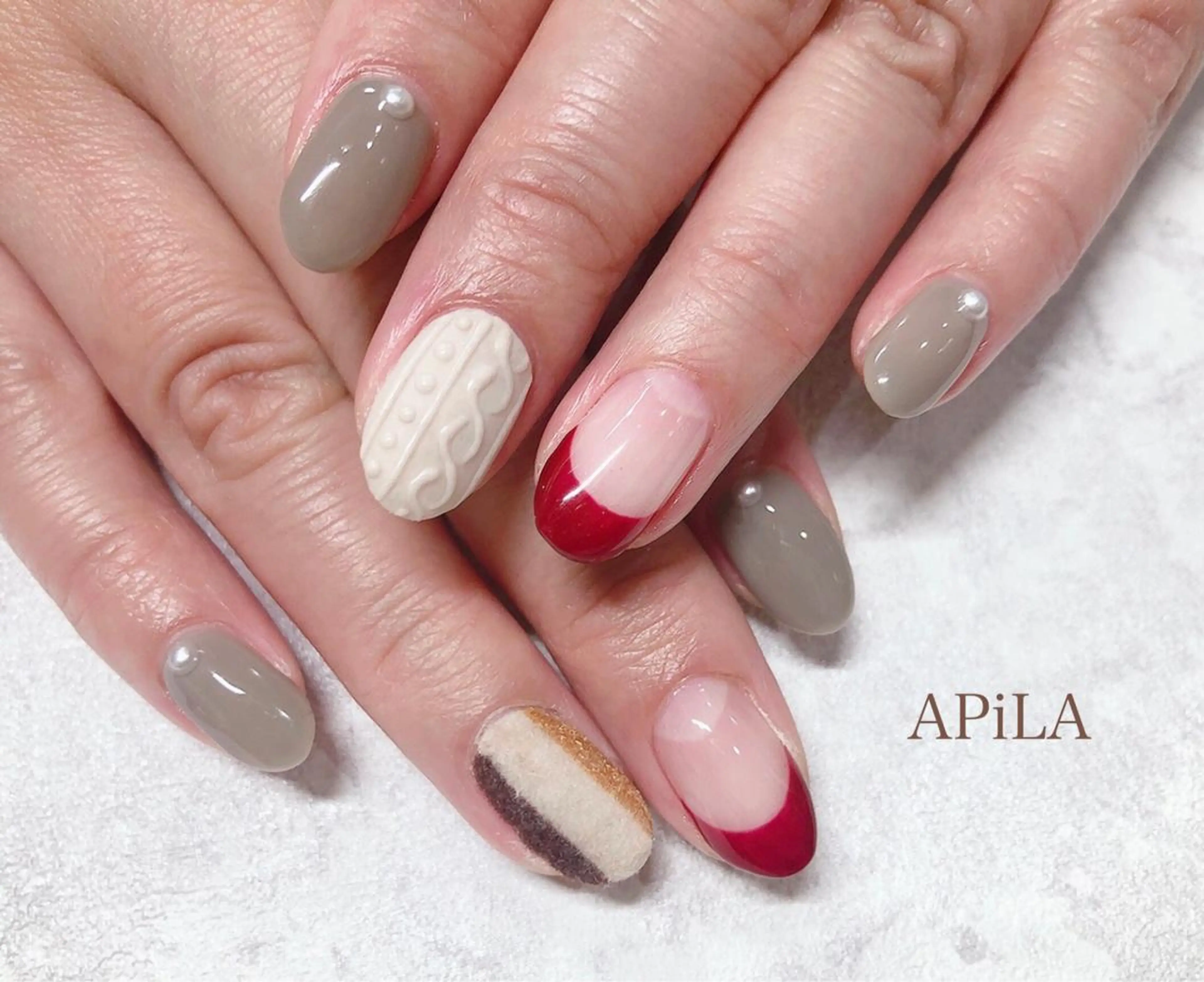 ネイル アートネイル APiLA 甲斐田のネイルデザイン