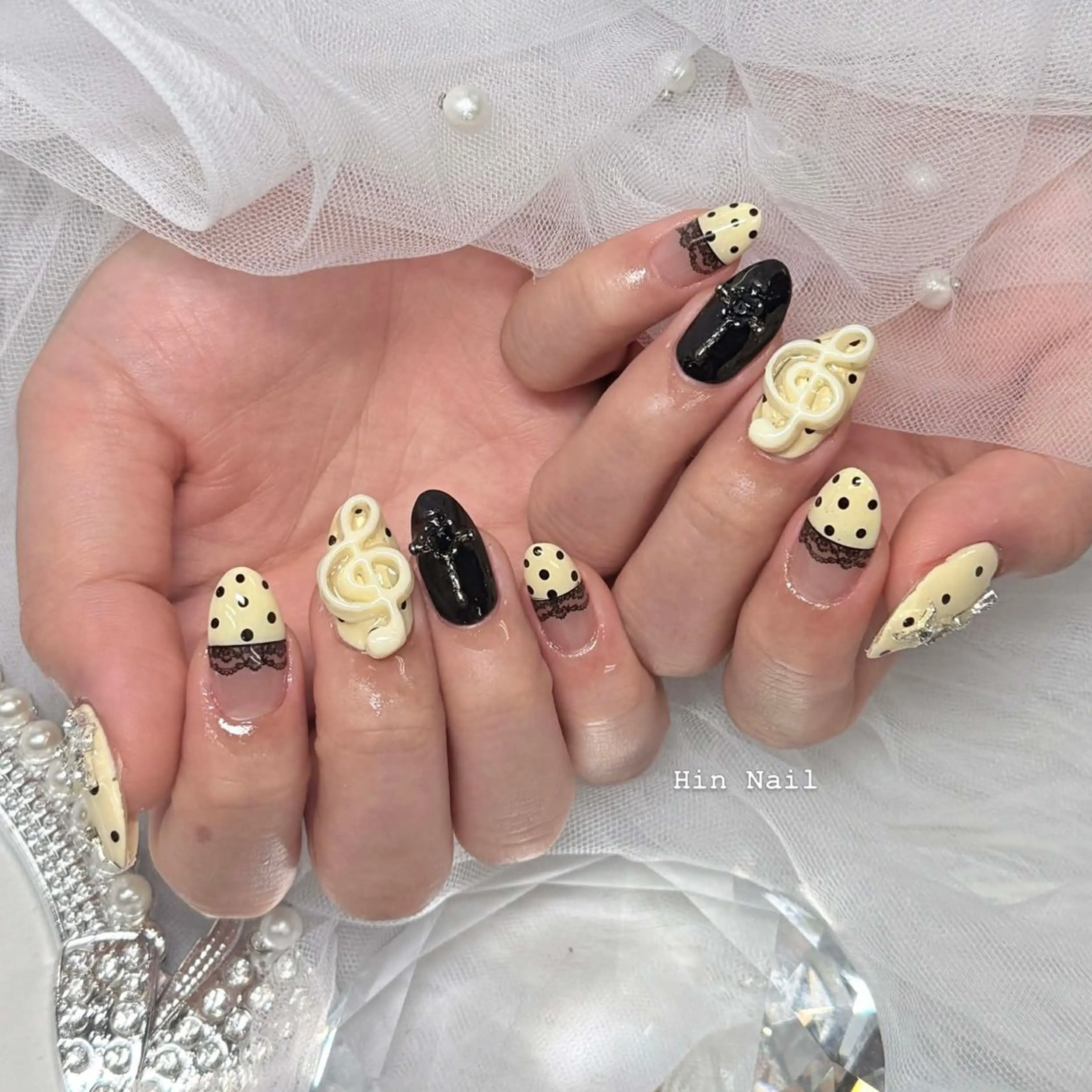 ネイル ハンドネイル HIN NAILのネイルデザイン