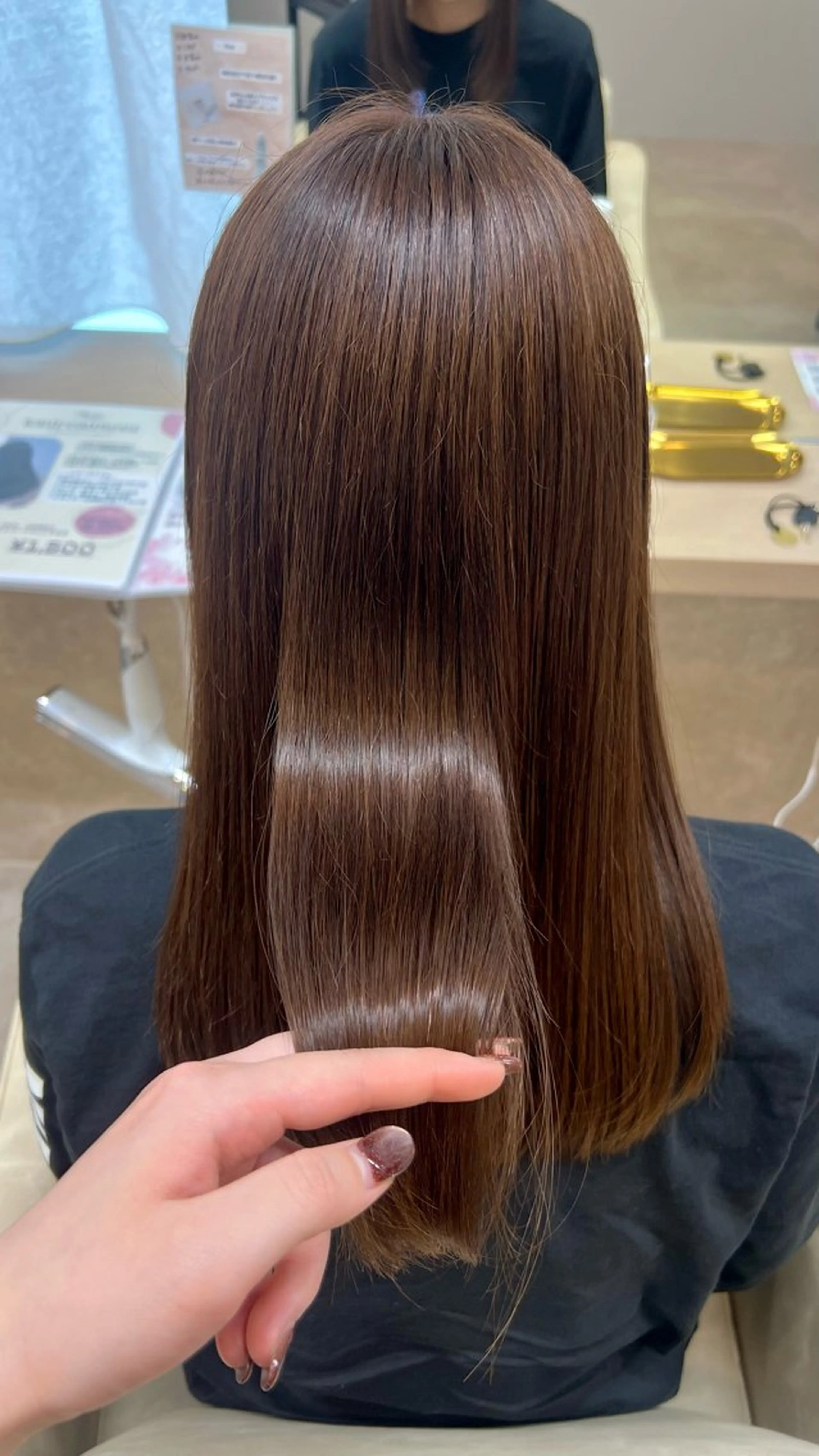 ロング ヘアカラー トリートメント 山下 稚葉 艶髪/透明感カラーのヘアスタイル