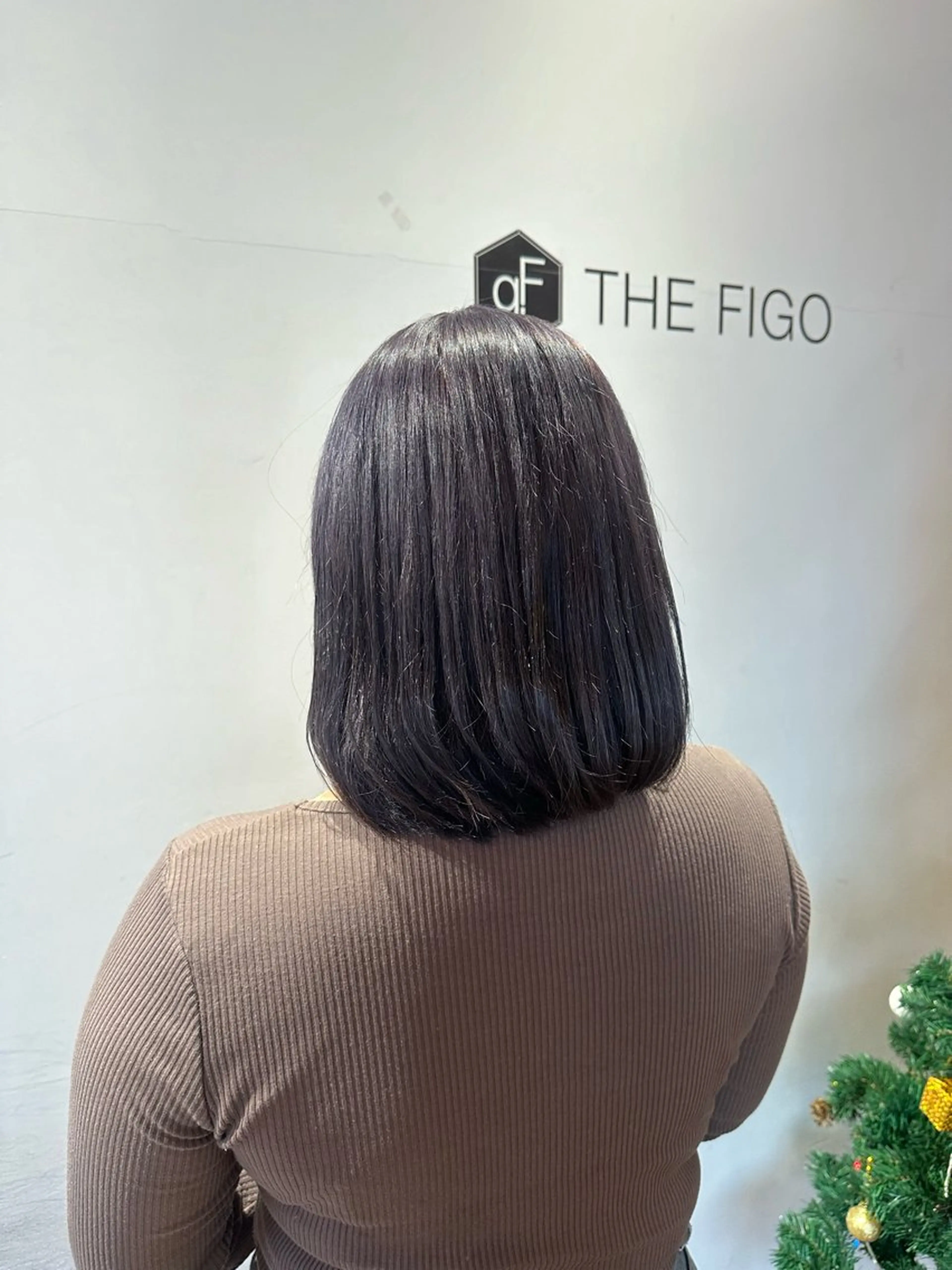 ミディアム カラー ブリーチ ブルーカラー ブルーグレー ヘアカラー いまじゅく あおいのヘアスタイル