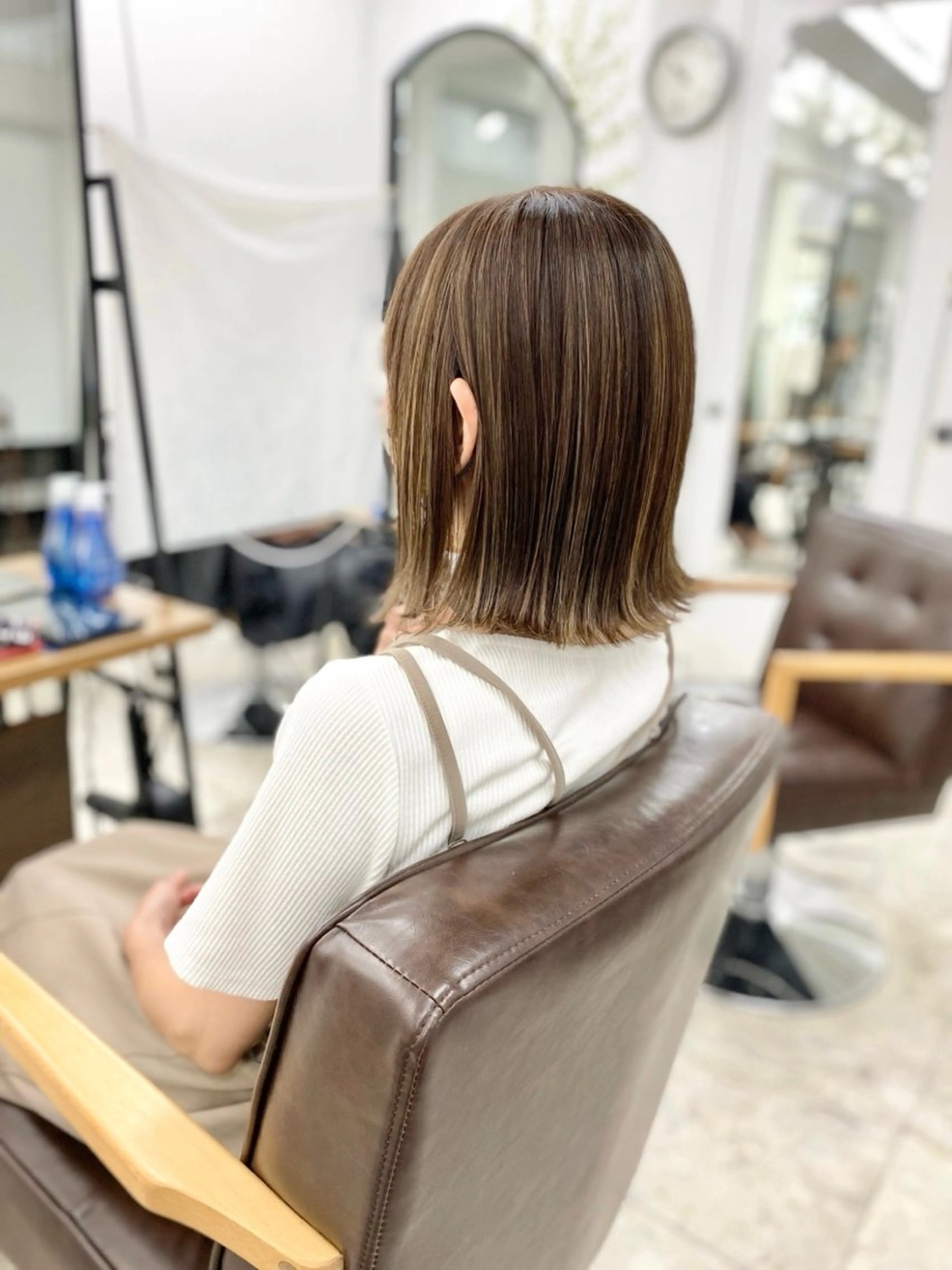 ミディアム カラー ハイライト 特化　須永🐶のヘアスタイル