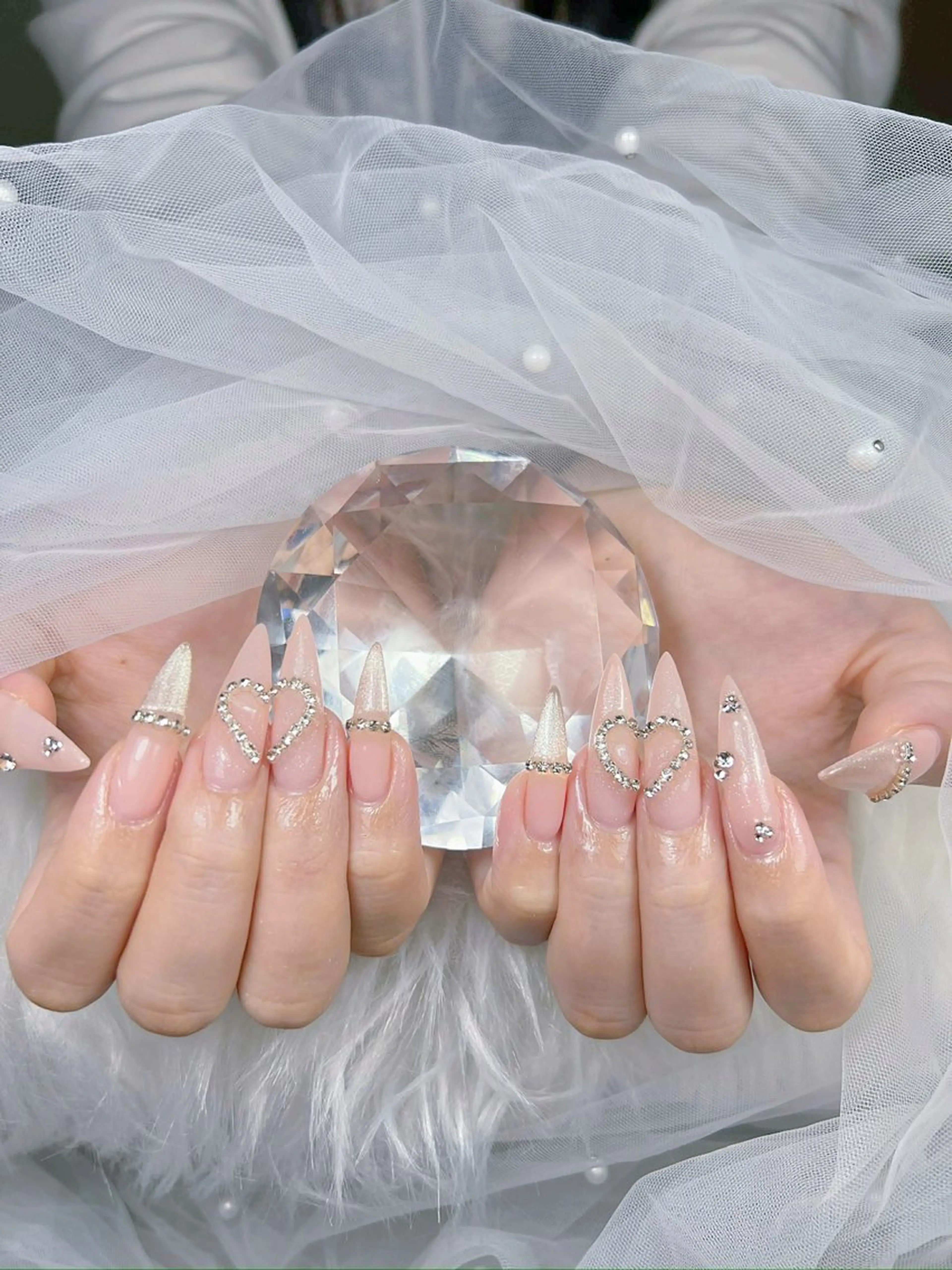 ネイル アートネイル オーロラネイル チークネイル 長さ出し フットネイル Miya _nailのネイルデザイン