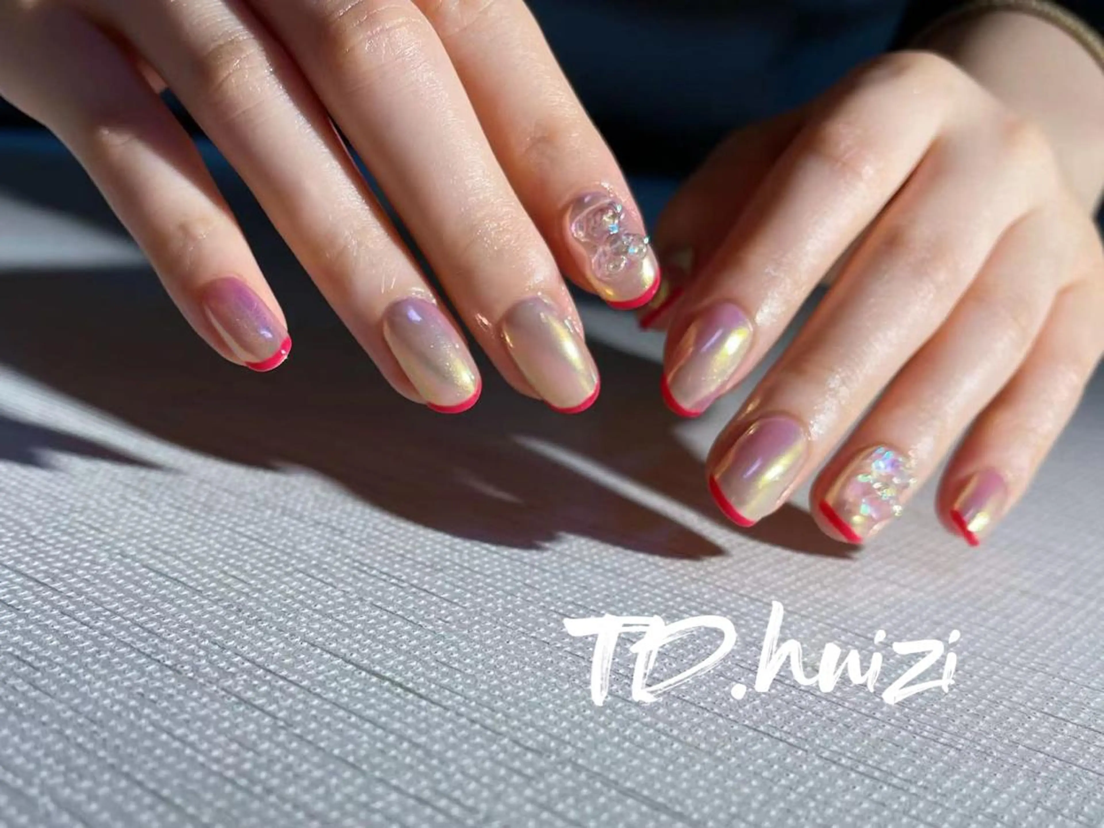 ミディアム めぐみのネイルサロン スタッフ練習のネイルデザイン