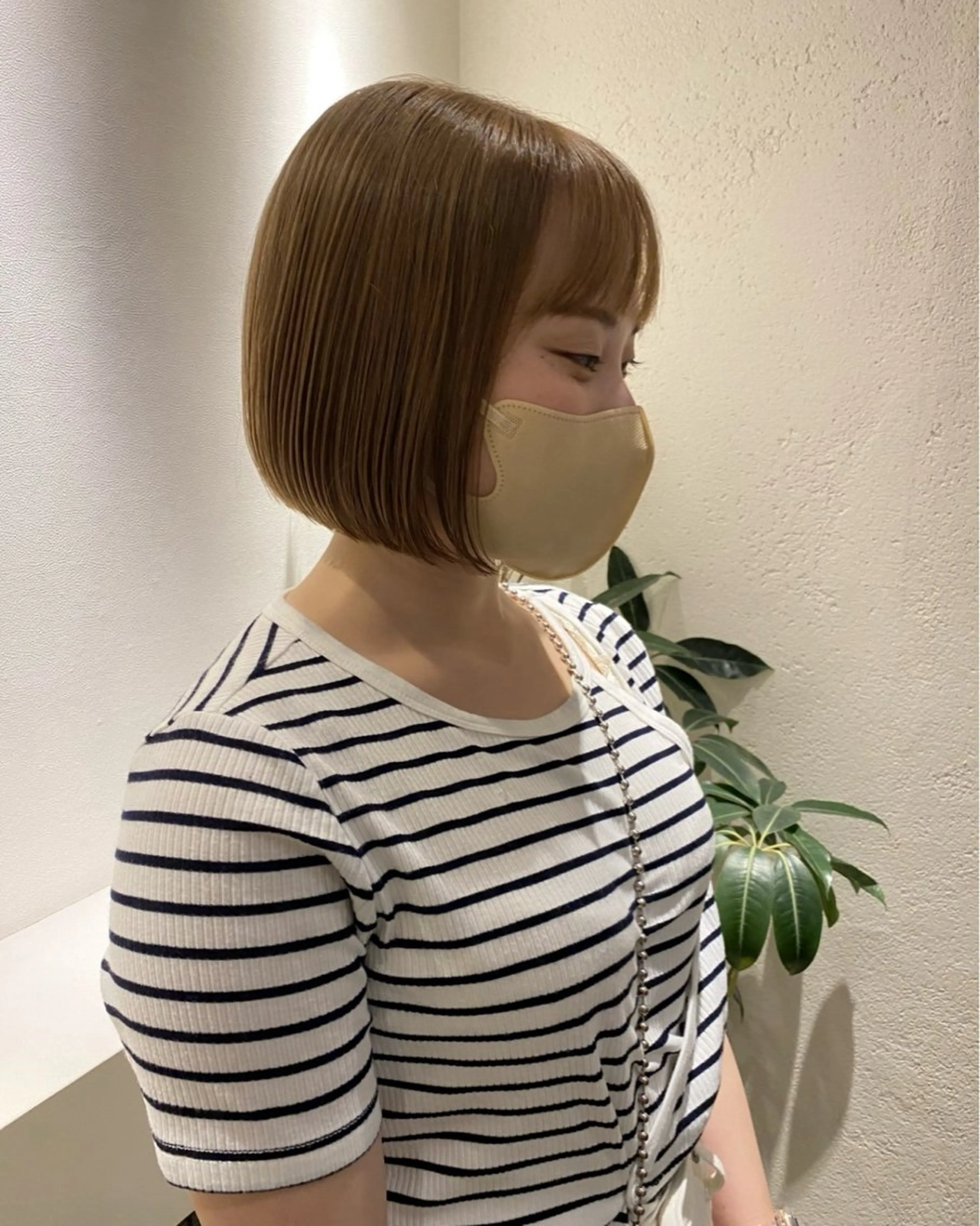 ミディアム カラー 梅林 亜衣のヘアスタイル