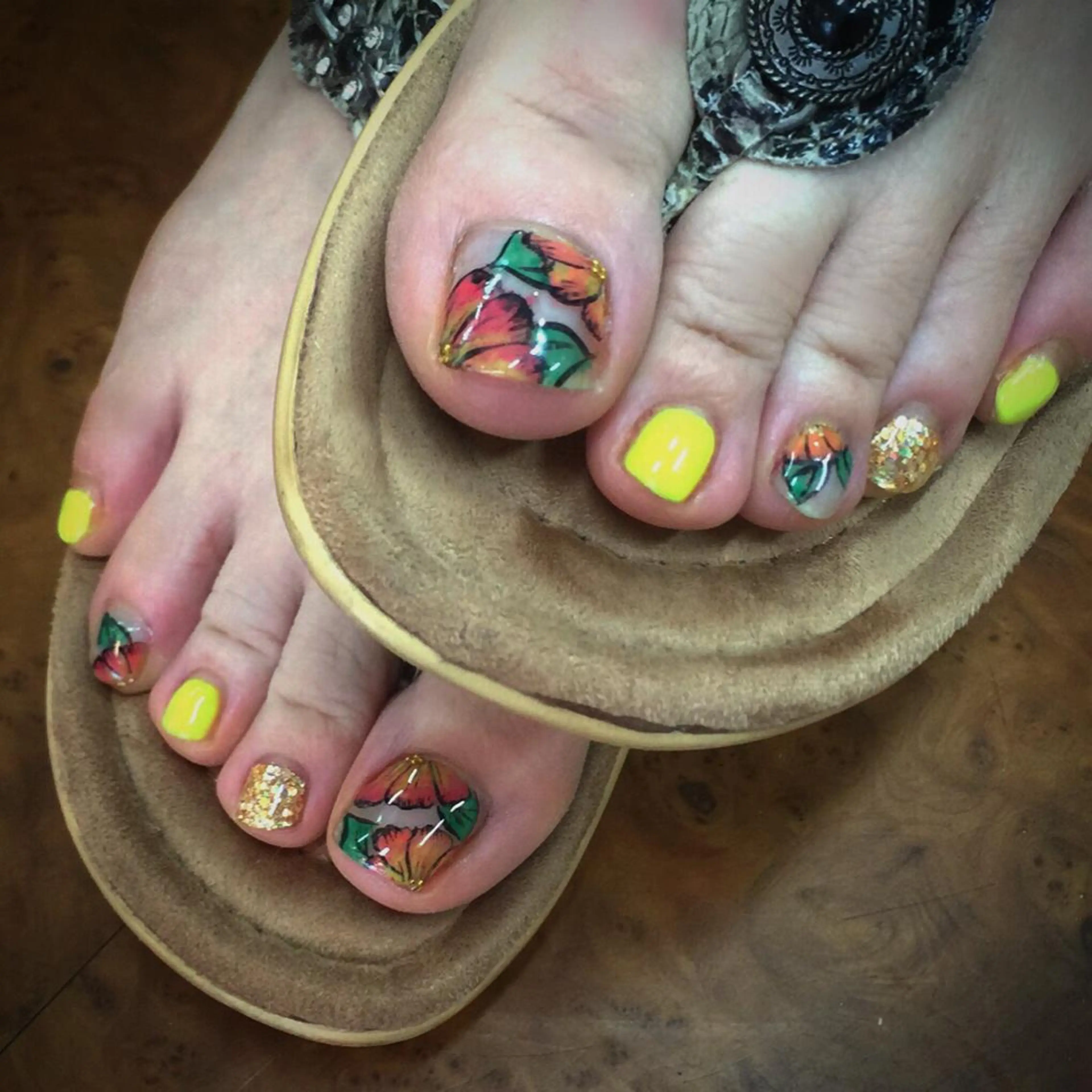 ネイル フットネイル フルリール 【プライベートサロンのネイルデザイン