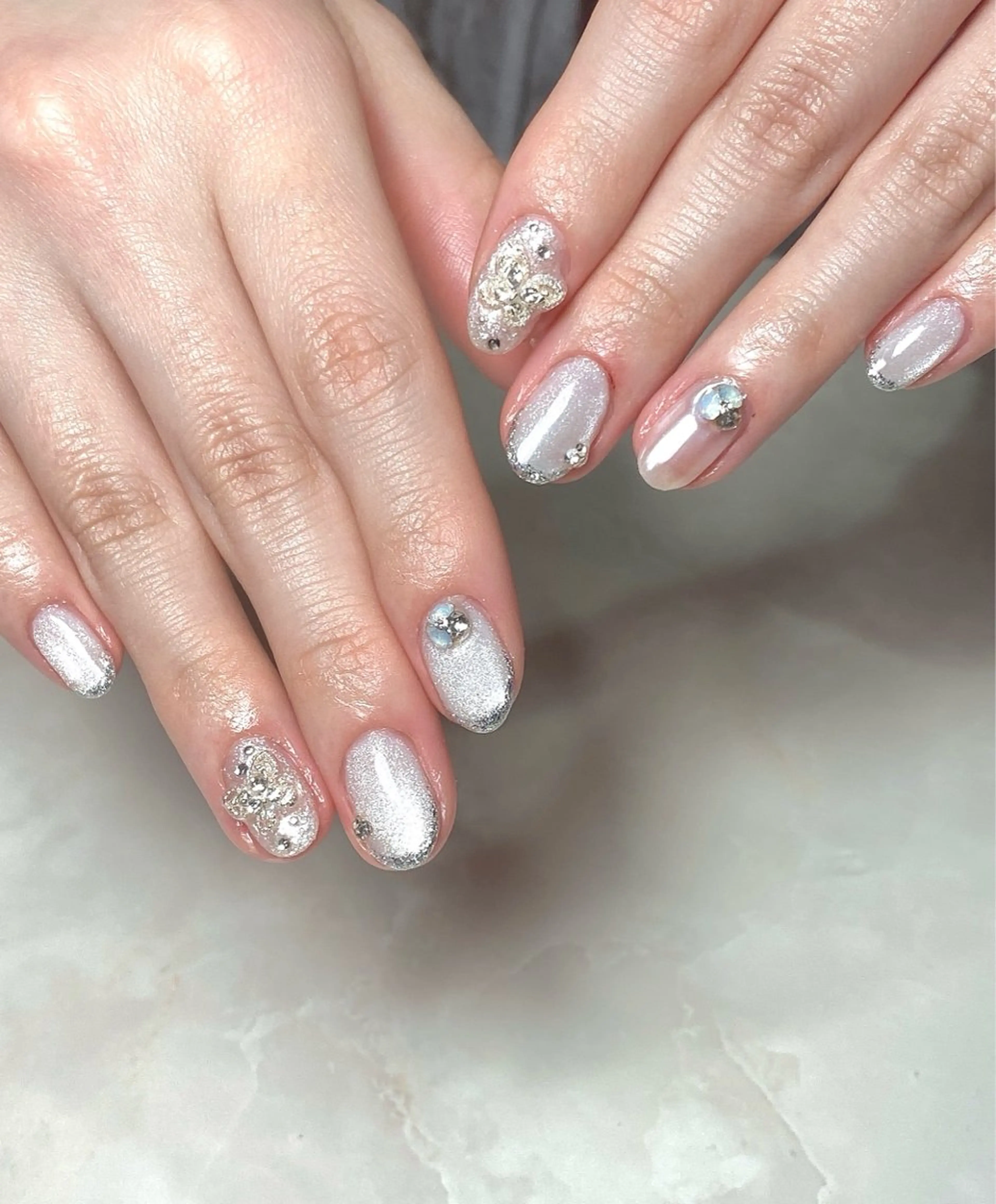 ネイル オーロラネイル ラメ(グリッター) マグネットネイル シンプルネイル ｉｎｇ .のネイルデザイン