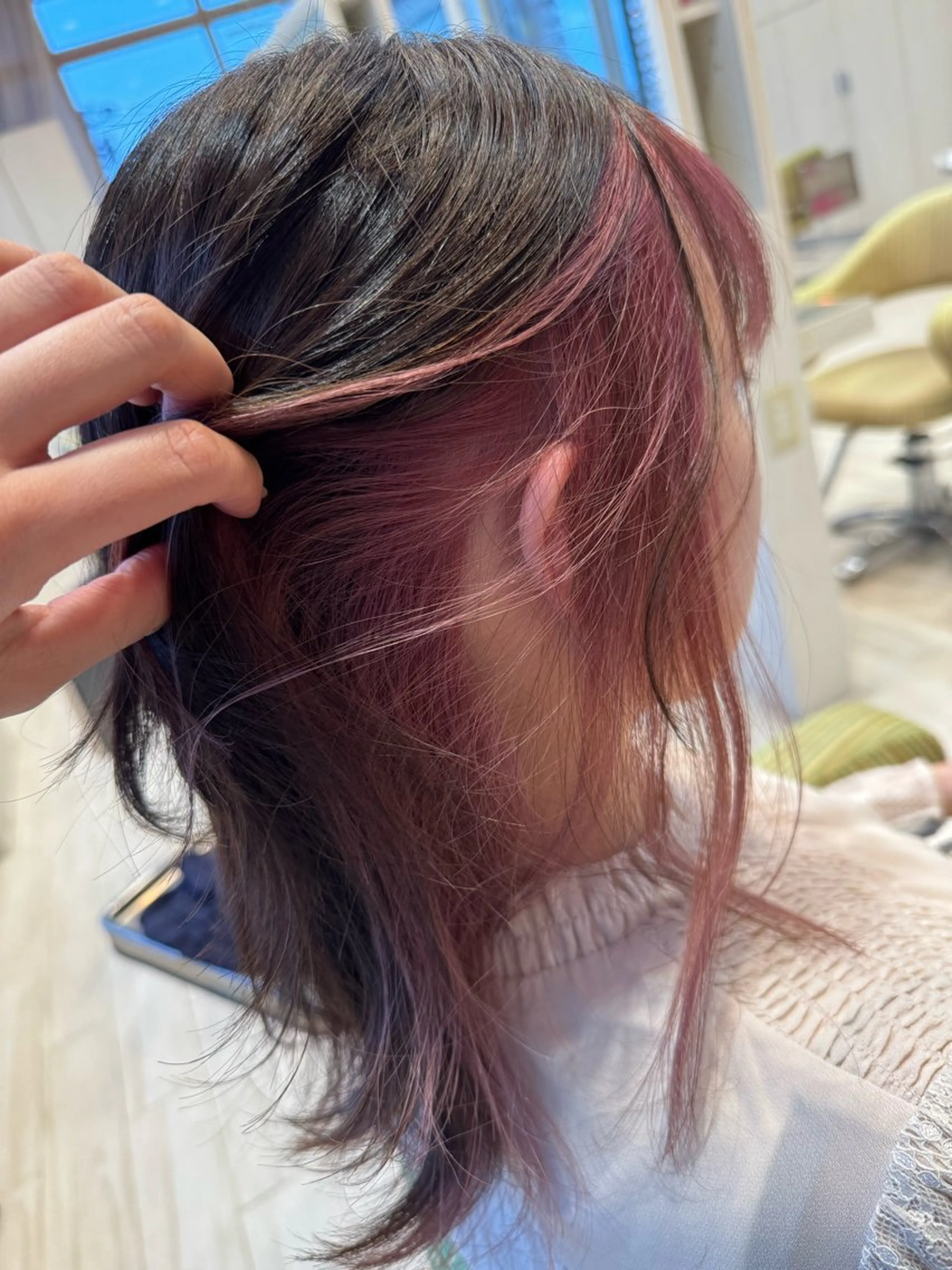 ミディアム ヘアカラー 松尾 怜奈のヘアスタイル