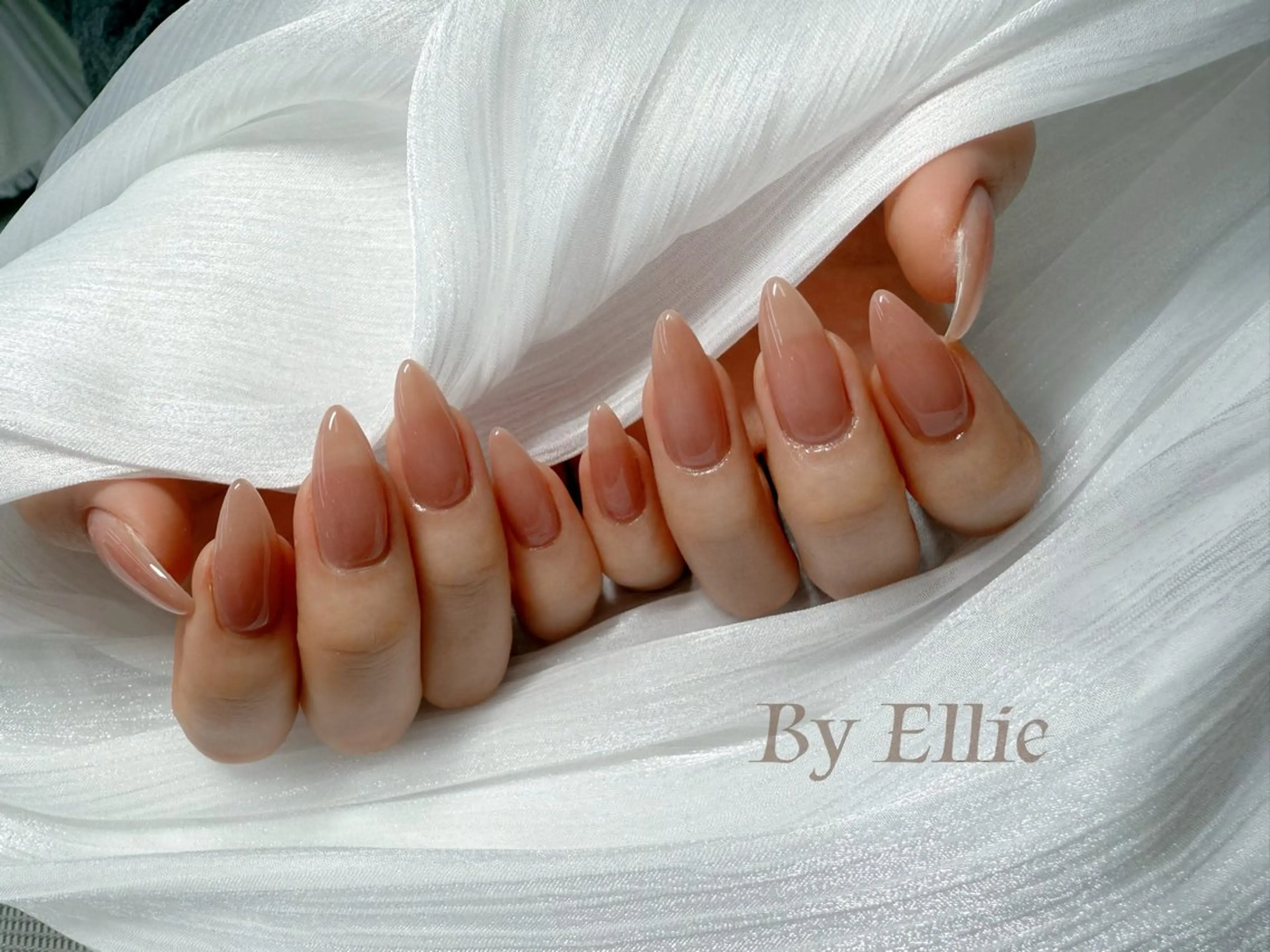 ネイル ハンドネイル ハンドケア 閨匠ビューティサロン 新橋店♡Ellieのネイルデザイン