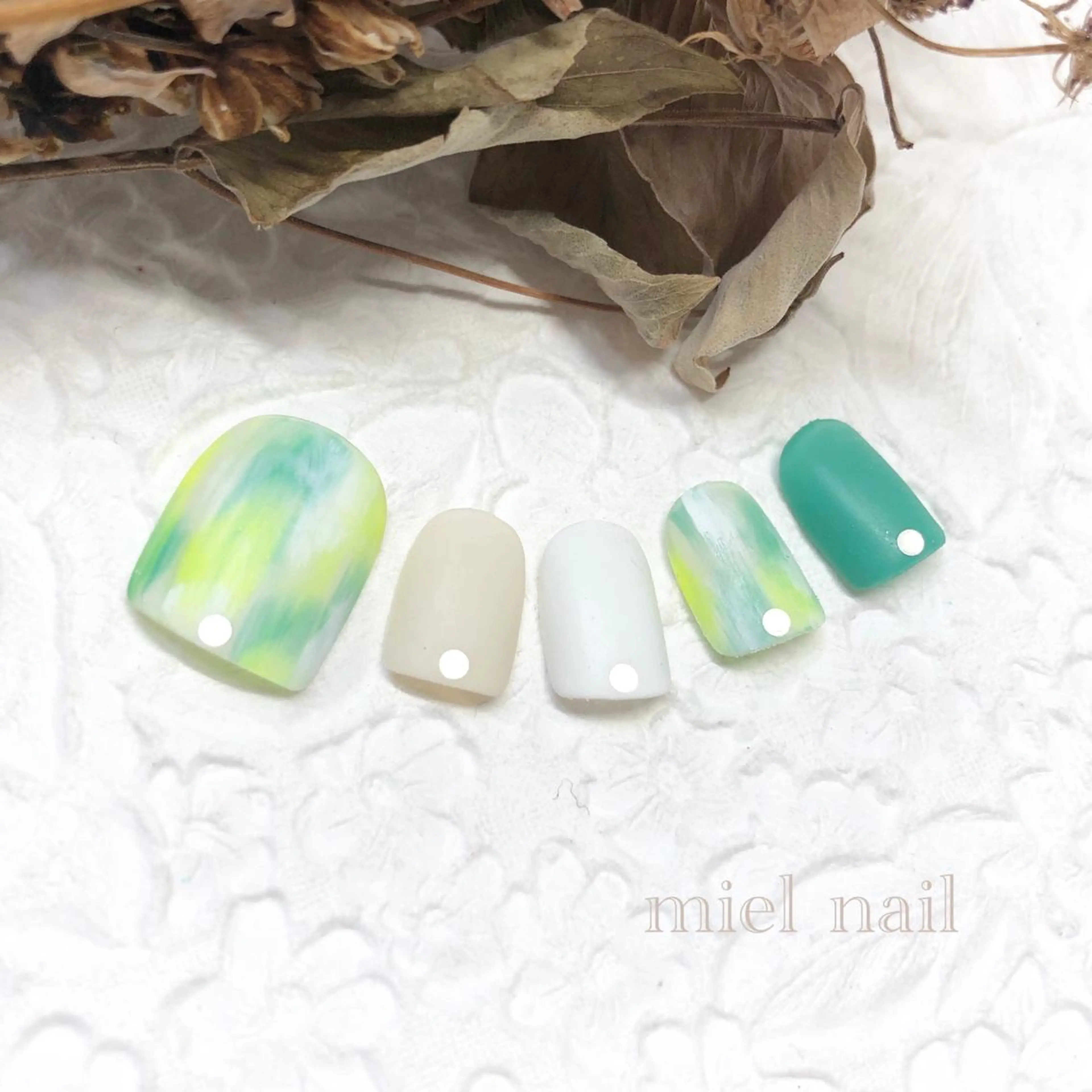 ネイル miel nailのネイルデザイン