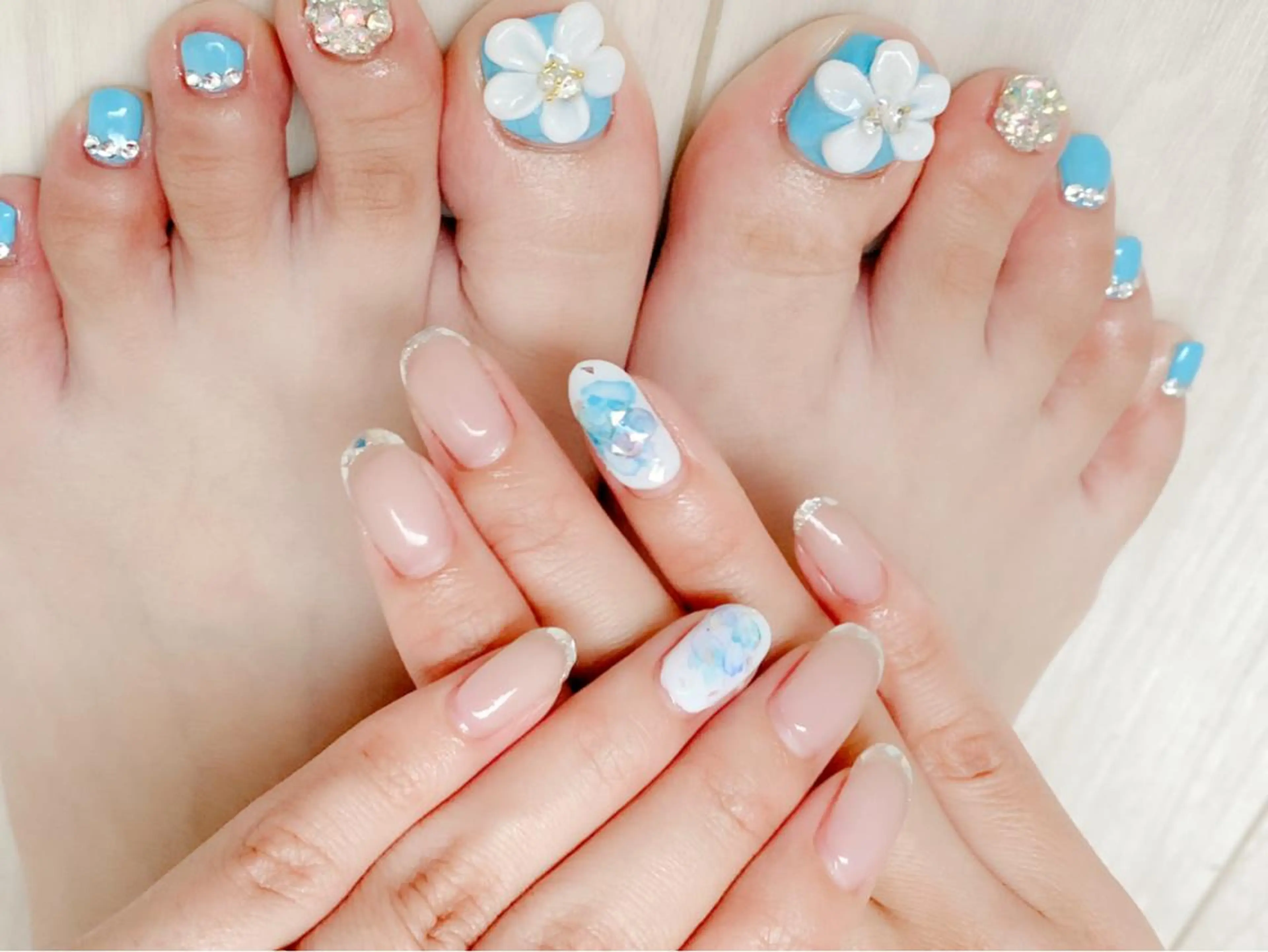 ネイル 大人キレイ 𝑁𝑖𝑥𝑖𝑠のネイルデザイン