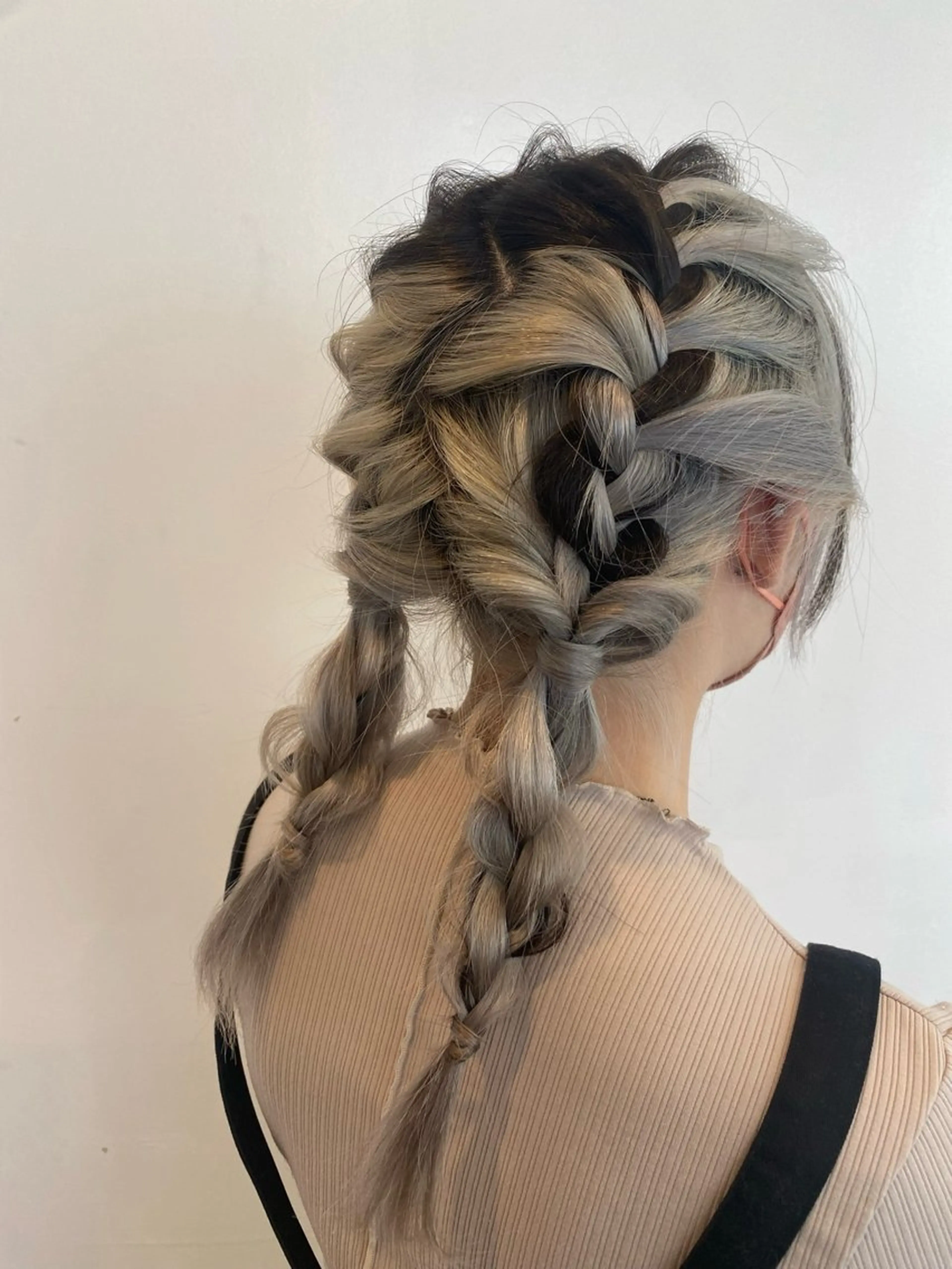 ヘアアレンジ seina🩰 ブリーチ/ヘアセットのヘアスタイル