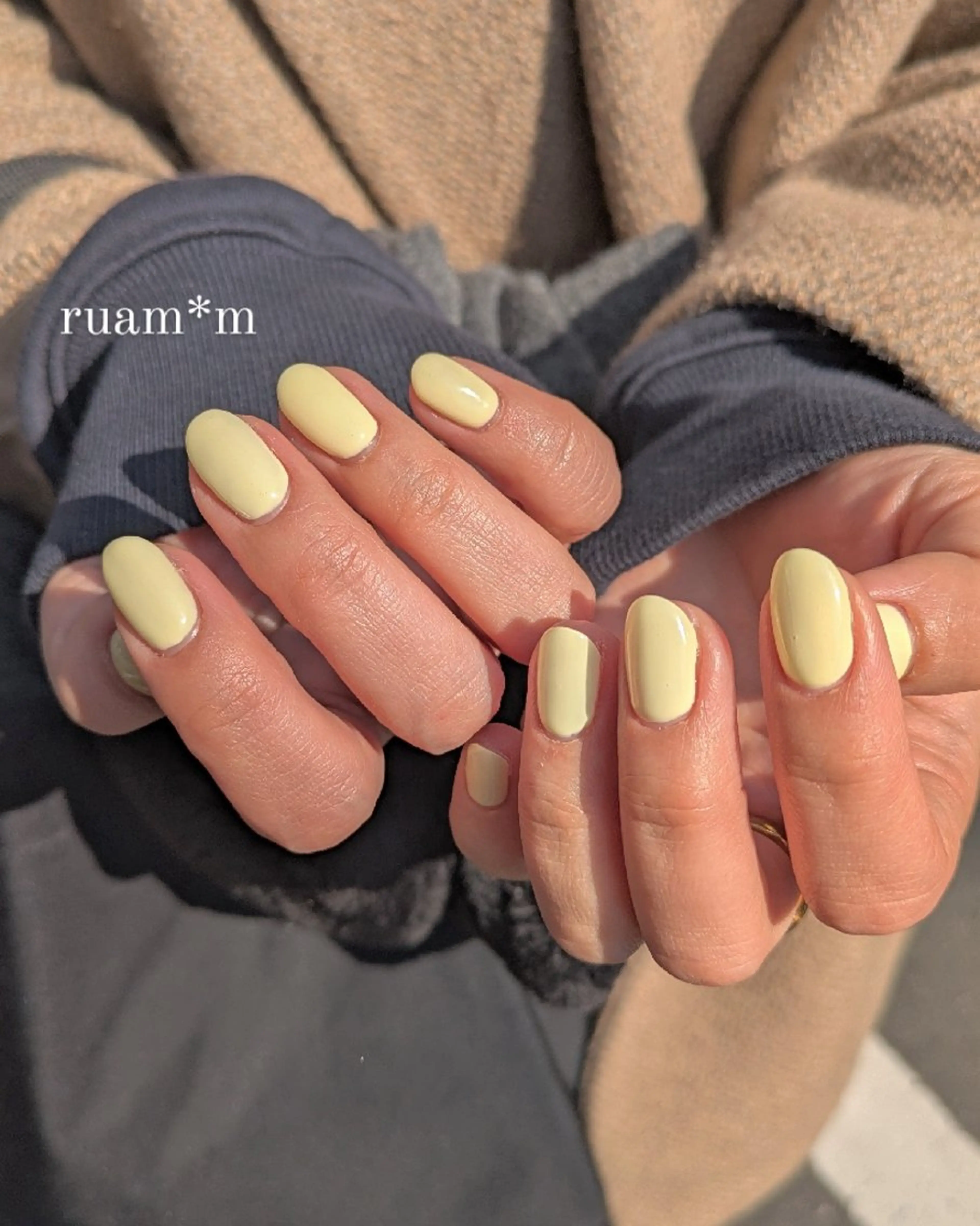 ネイル ジェルネイル パステルネイル 黄色 ruam Manaのネイルデザイン