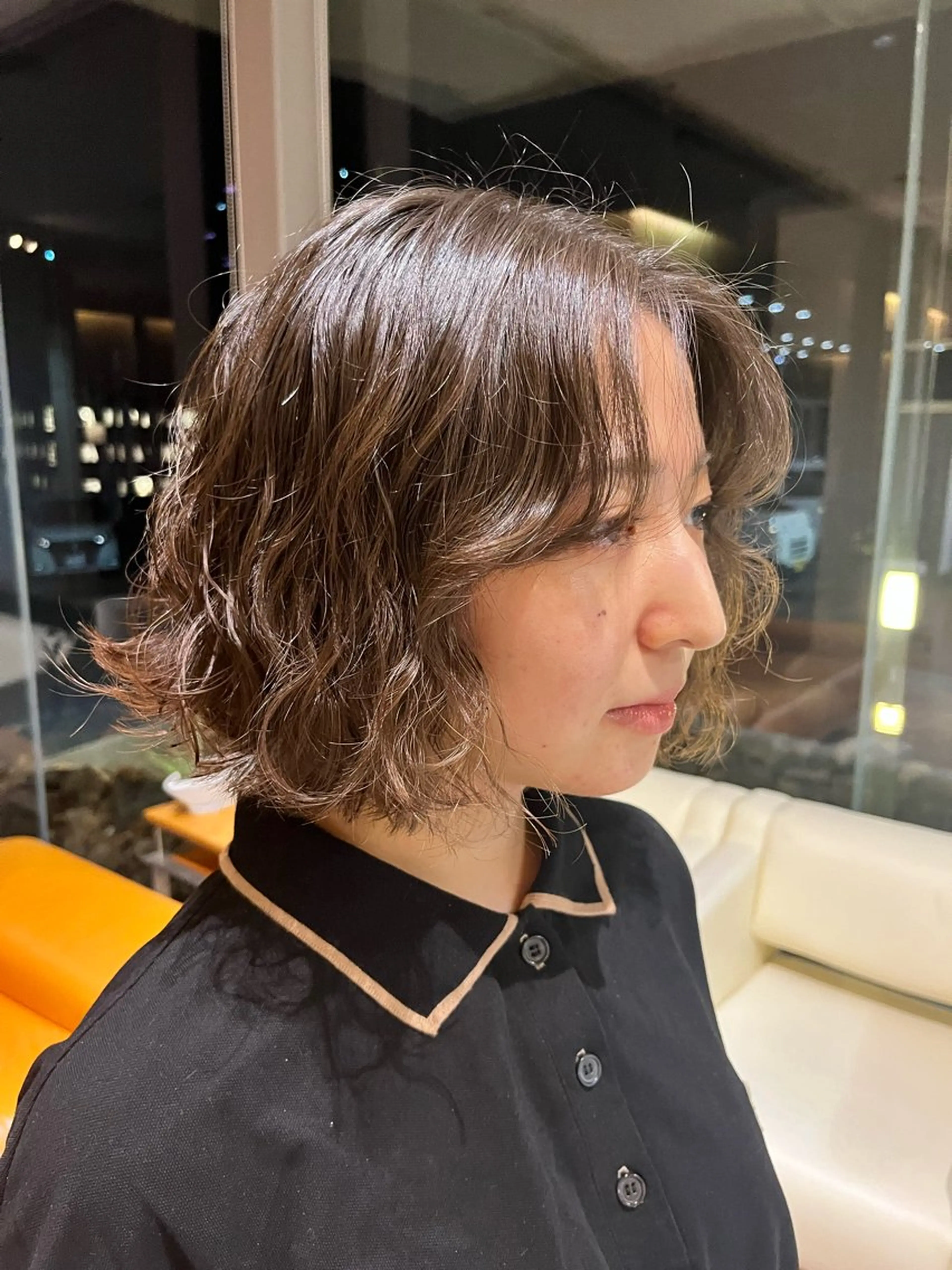 ミディアム パーマ 犬塚 梨花のヘアスタイル