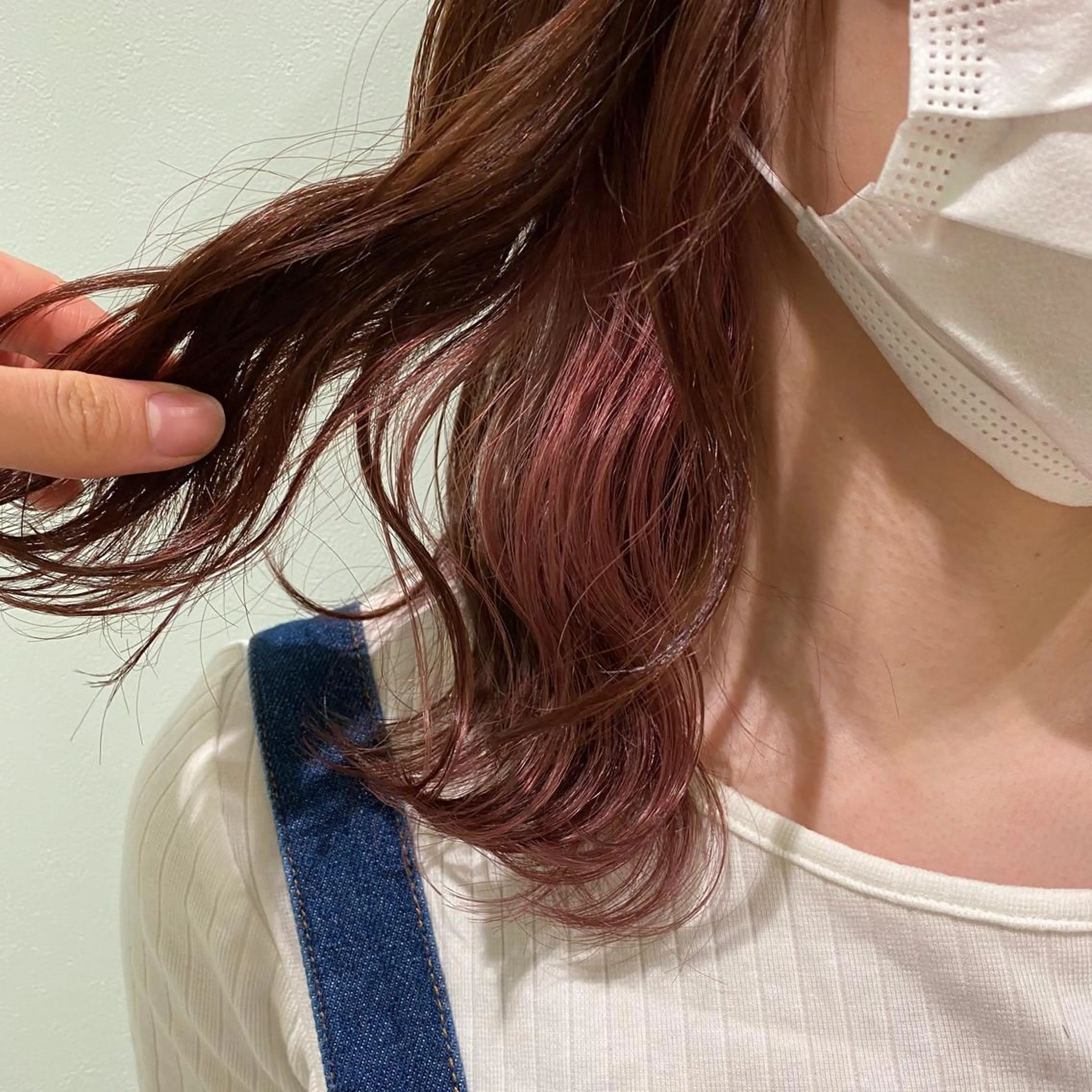 ミディアム カラー インナーカラー 透明感カラー🌈 菊池 結衣のヘアスタイル