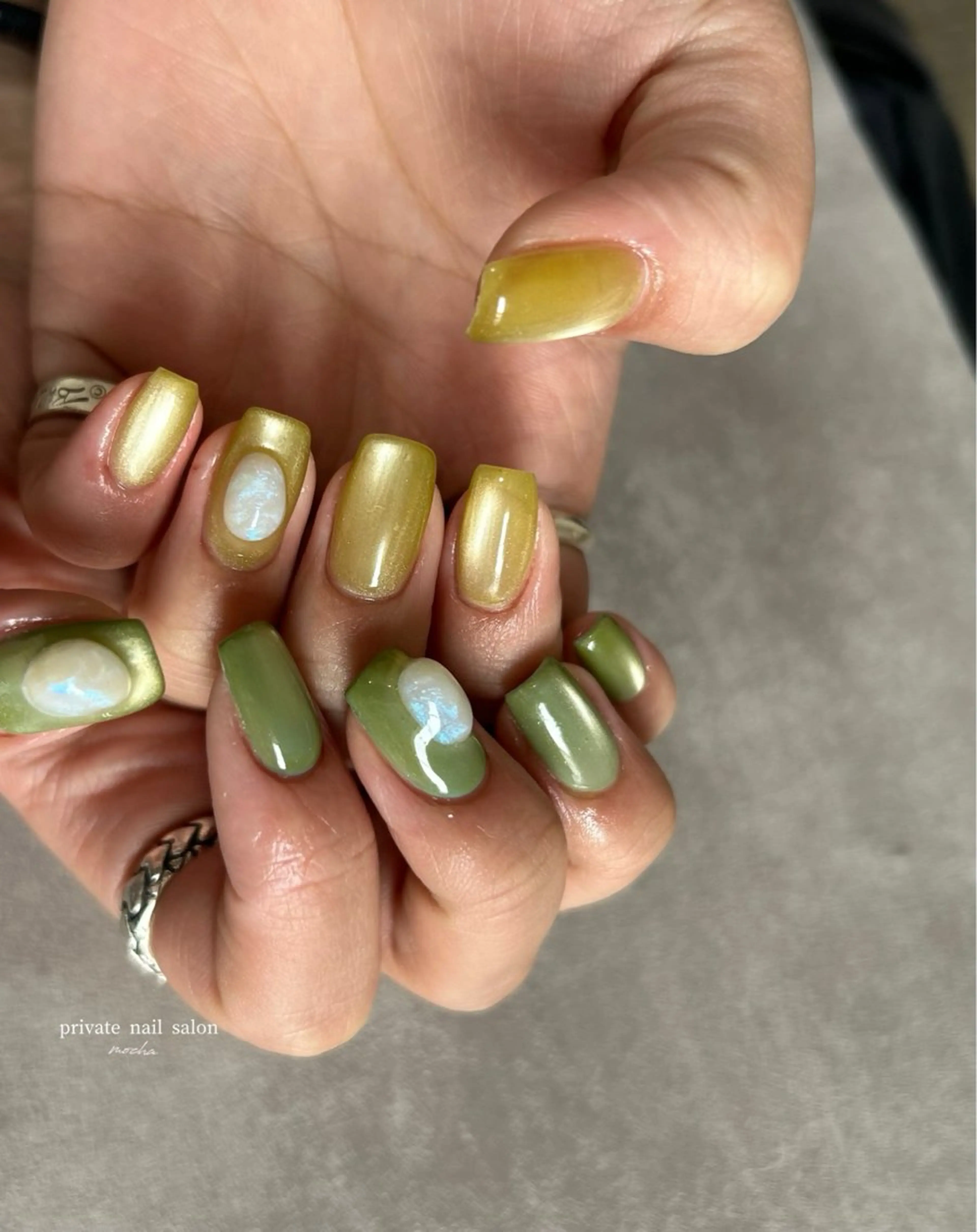 ネイル カジュアル フレンチネイル マグネットネイル ミラーネイル ニュアンスネイル ハンドネイル mocha nailのネイルデザイン