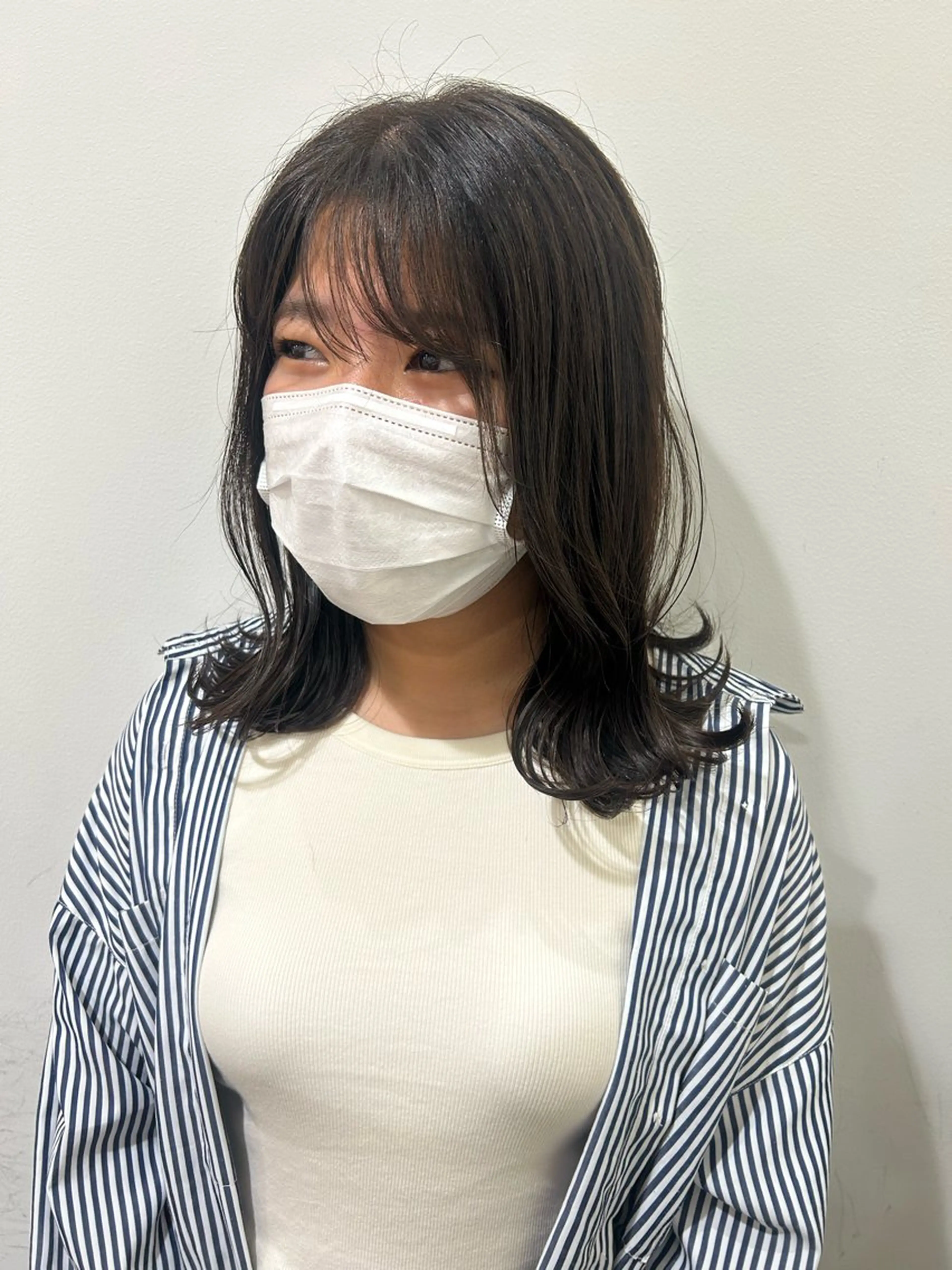 カラー アッシュ アッシュグレー アッシュグレージュ グレージュ ヘアカラー merc.🕊大西‎ 香瑚のヘアスタイル