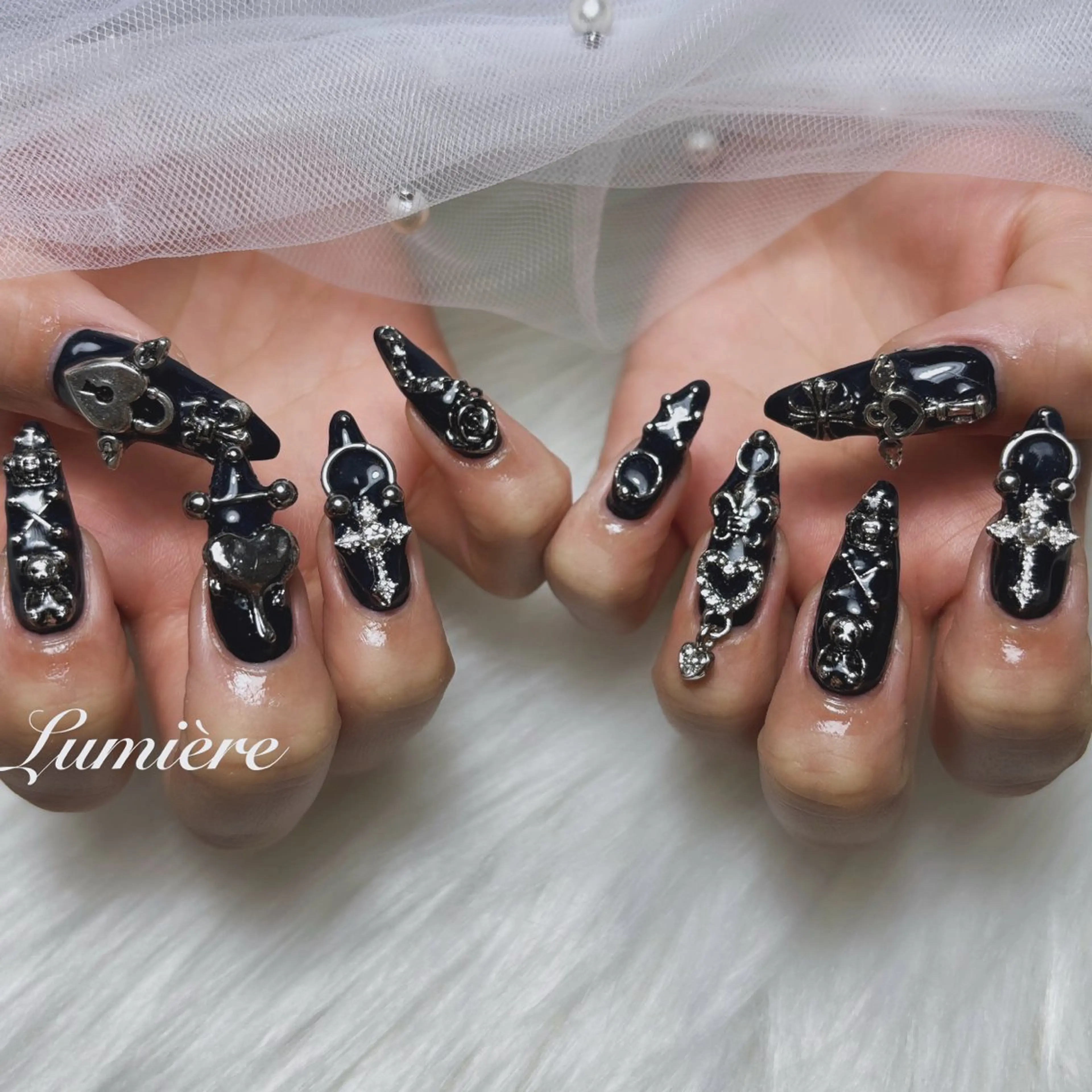 ネイル ロングネイル スーパーロングネイル ハンドネイル Lumière/ 超ロング/ワンホンのネイルデザイン