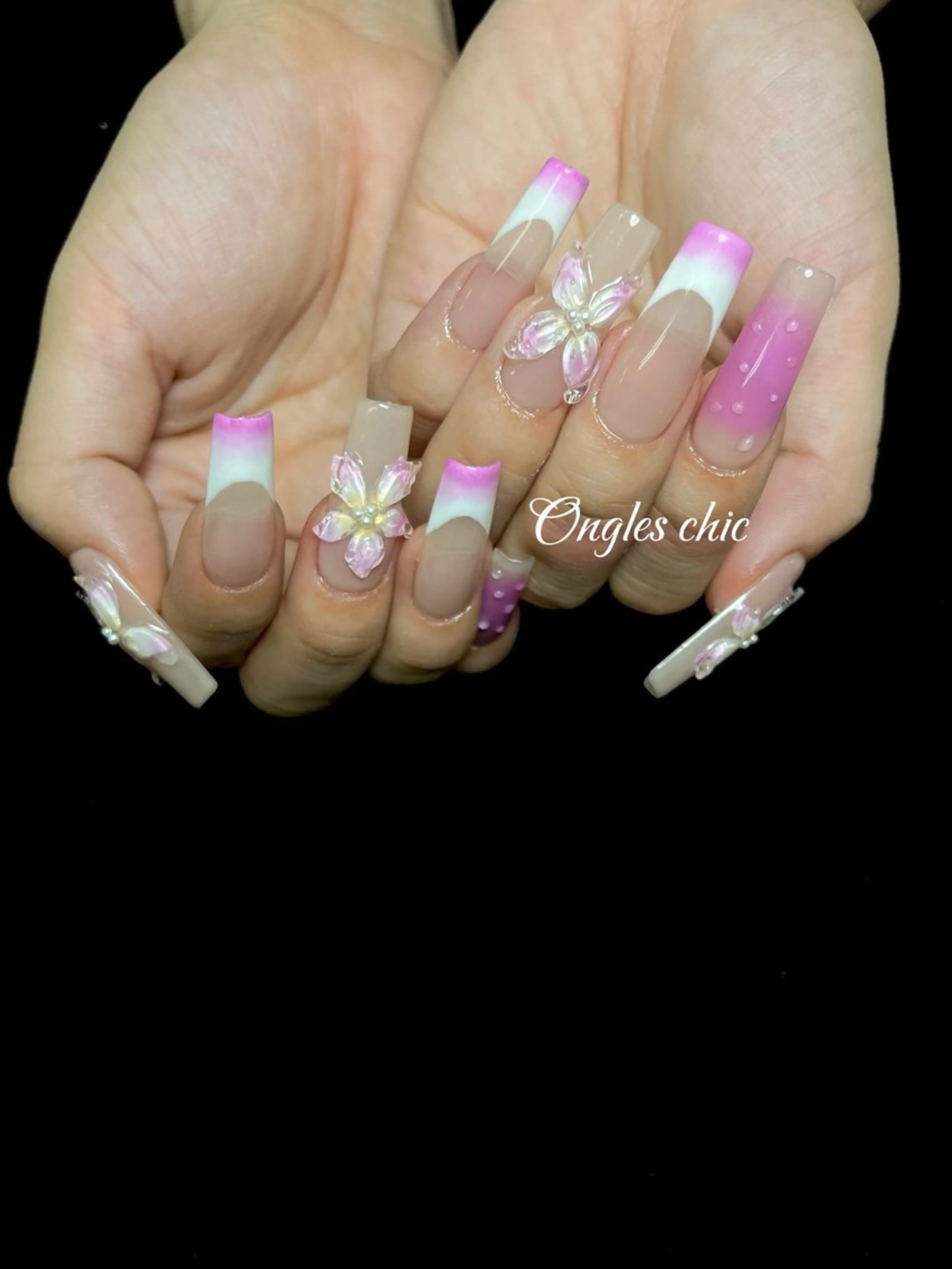ネイル ハンドネイル ongles chicのネイルデザイン