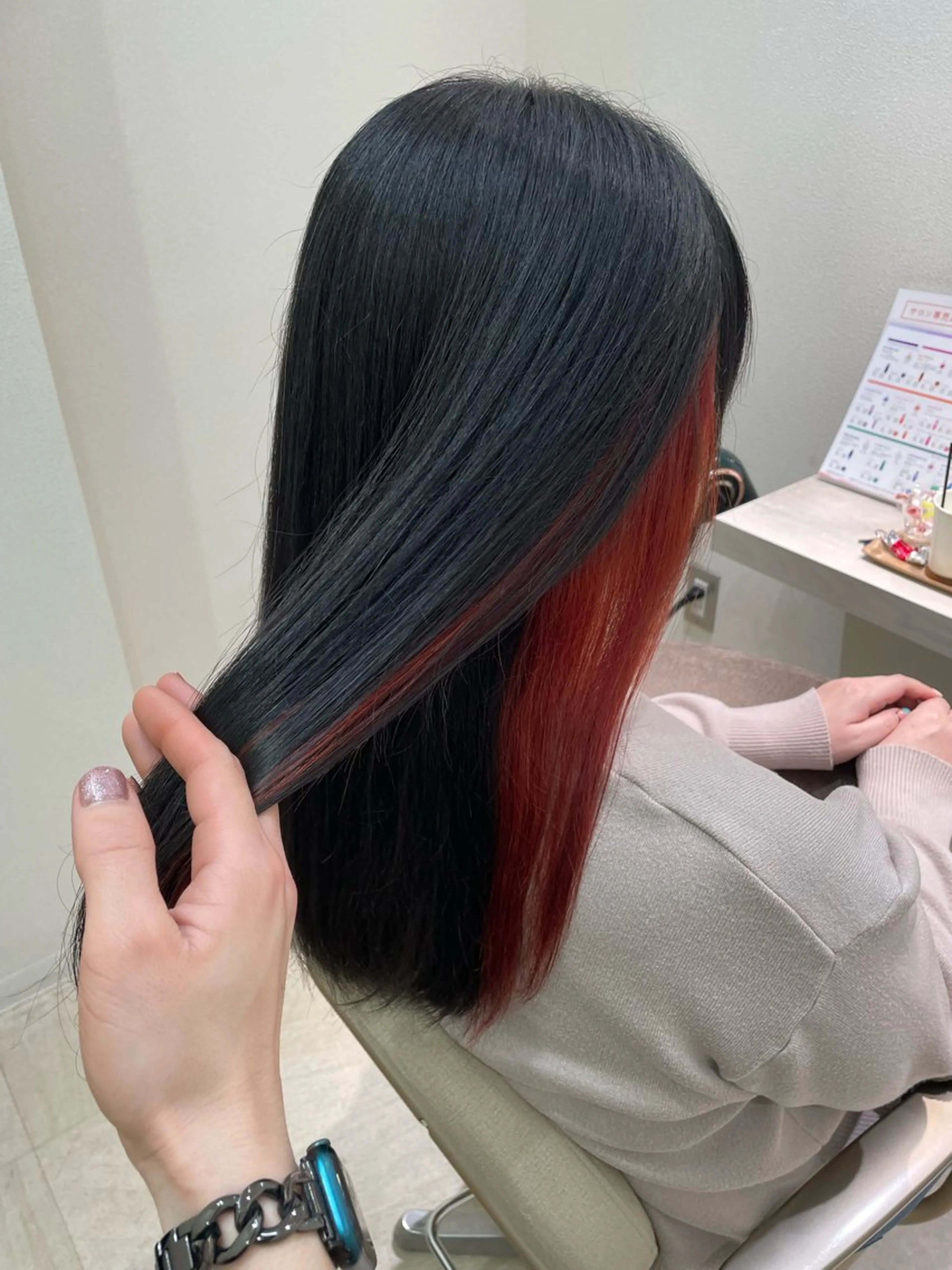 セミロング カラー デザインカラー インナーカラー カット ヘアカラー 田中 郁也のヘアスタイル