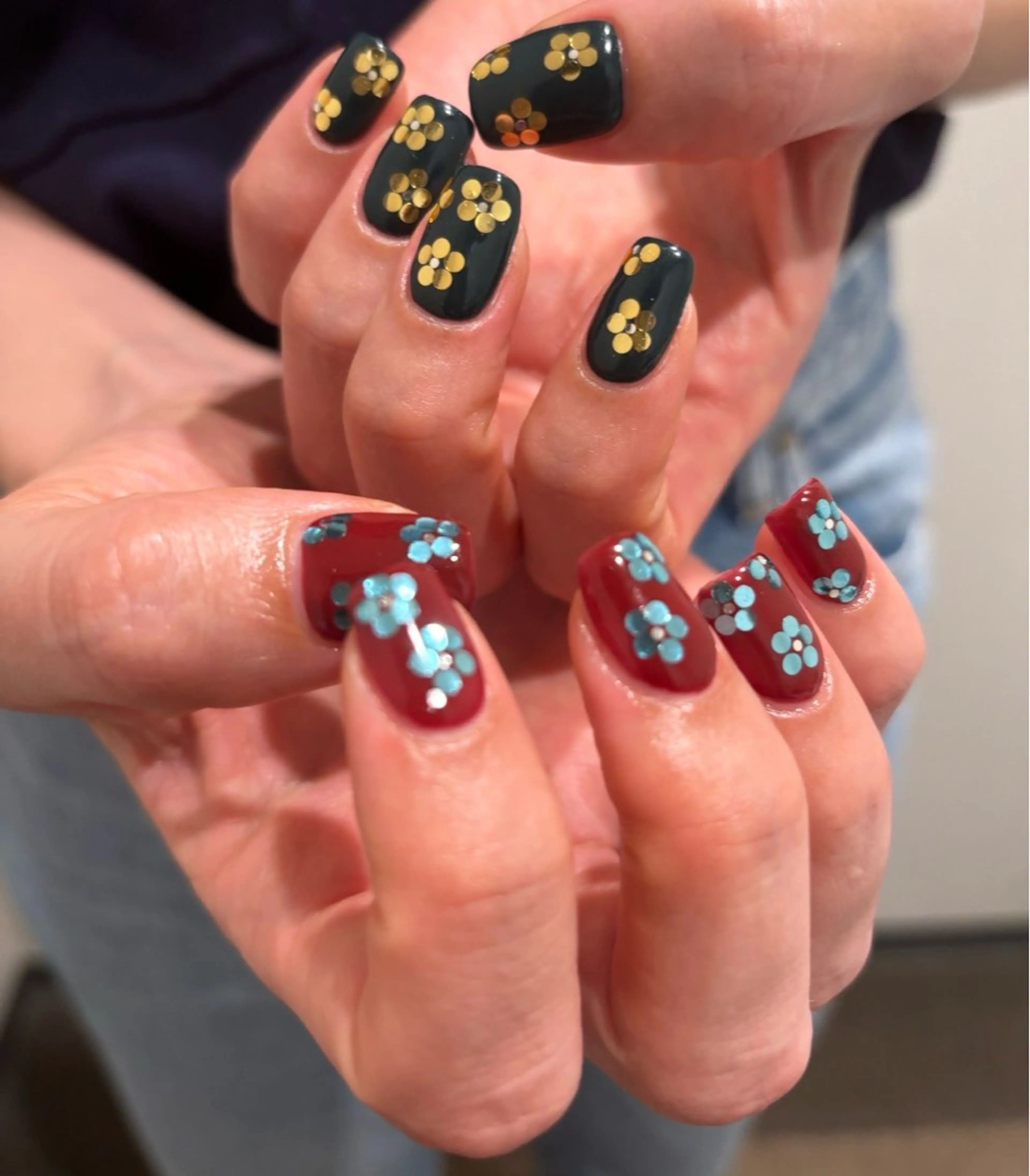 ネイル アートネイル チークネイル キラキラネイル 韓国ネイル ミラーネイル younail所属・Younail 🍇のネイルデザイン