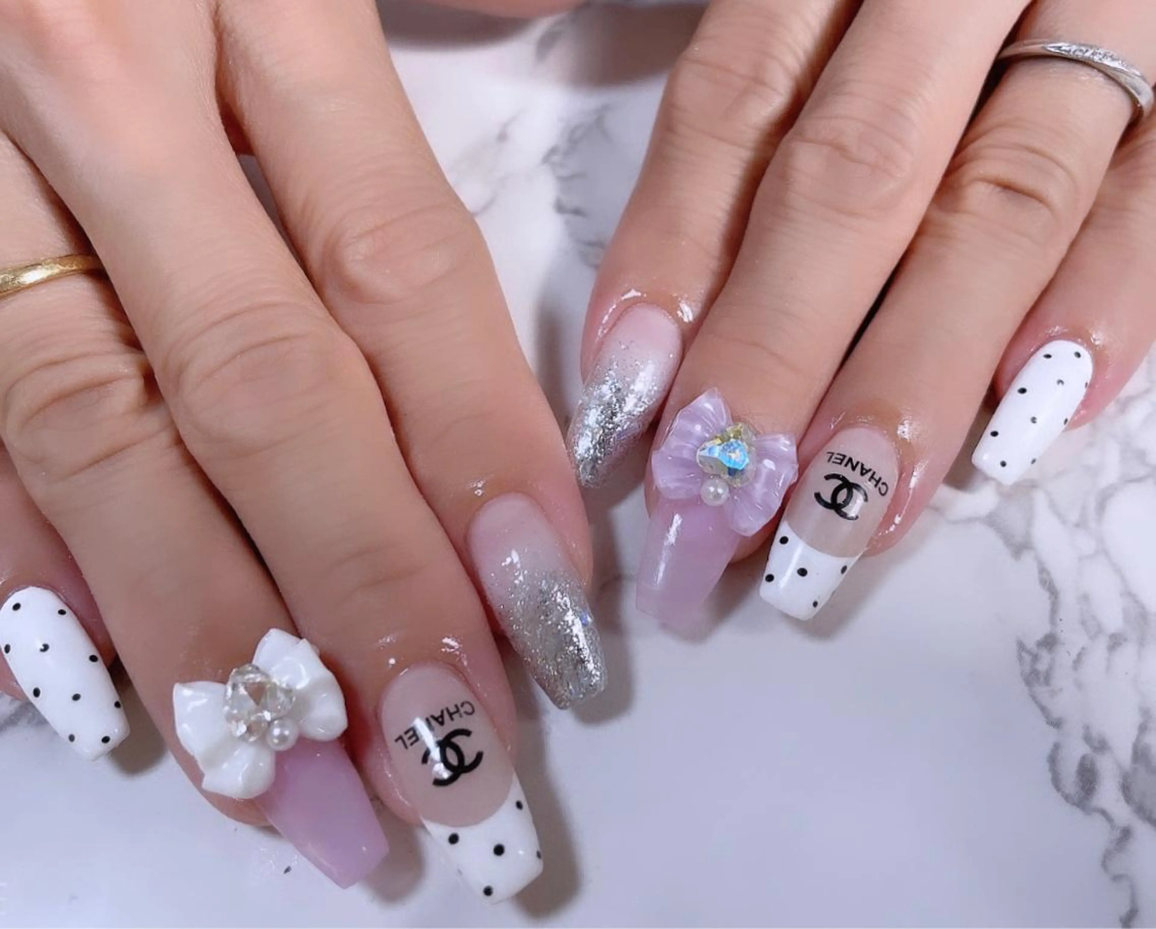 ネイル 高草木 桃香のネイルデザイン