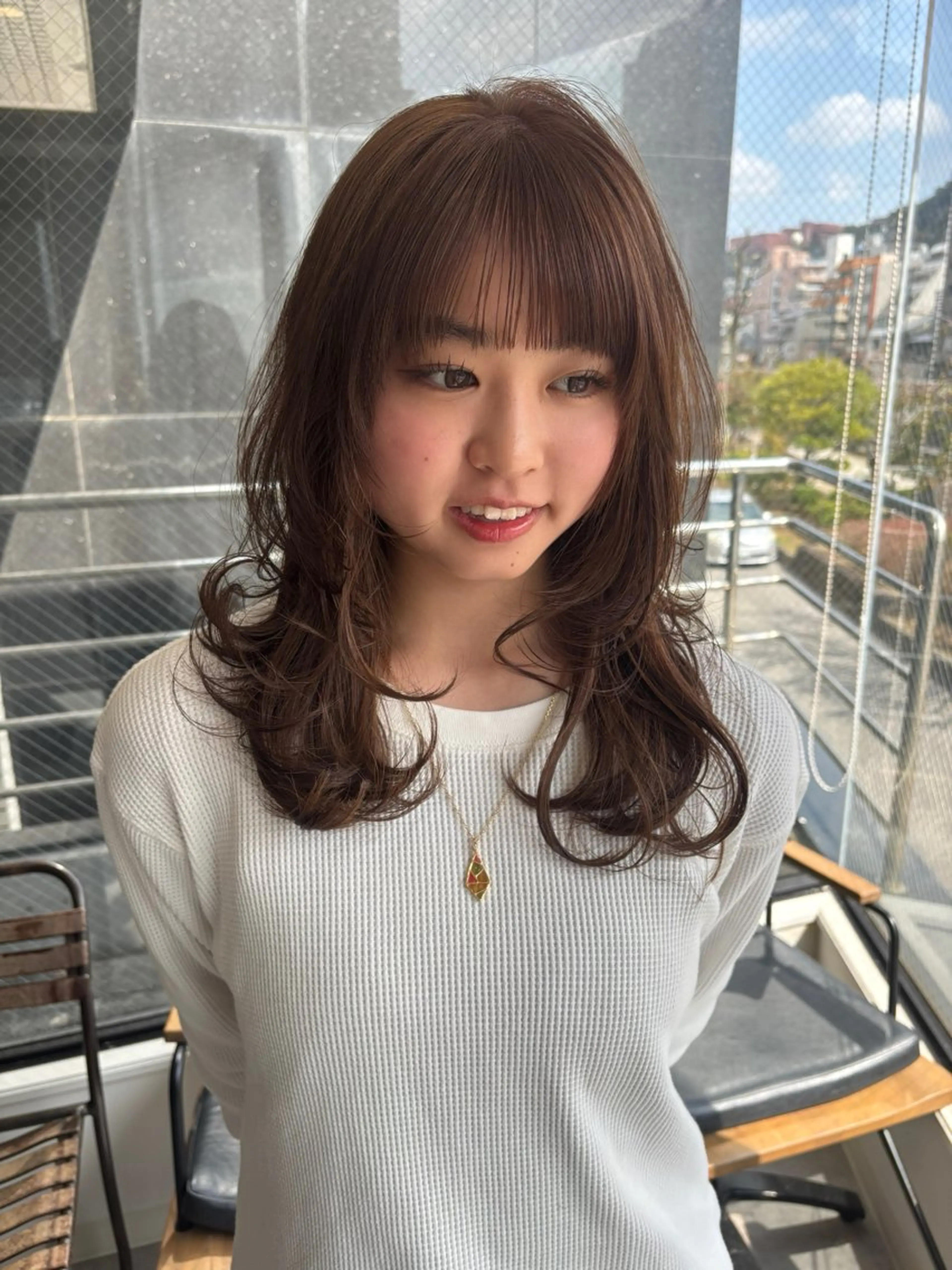 セミロング 横田 凜子~yaanのヘアスタイル