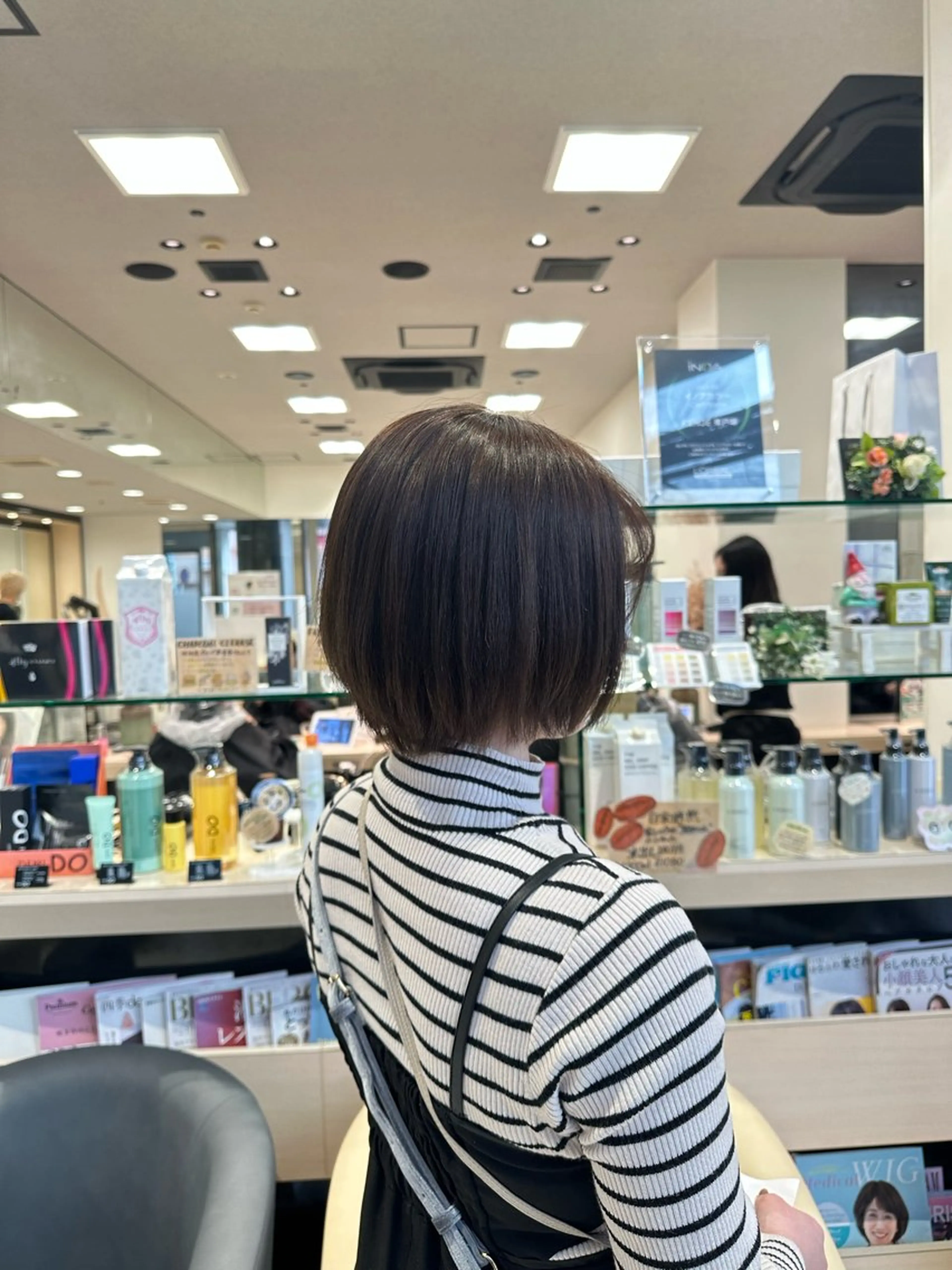 ショート アッシュ クロスパーマ/うる艶 カラー/Kurumiのヘアスタイル