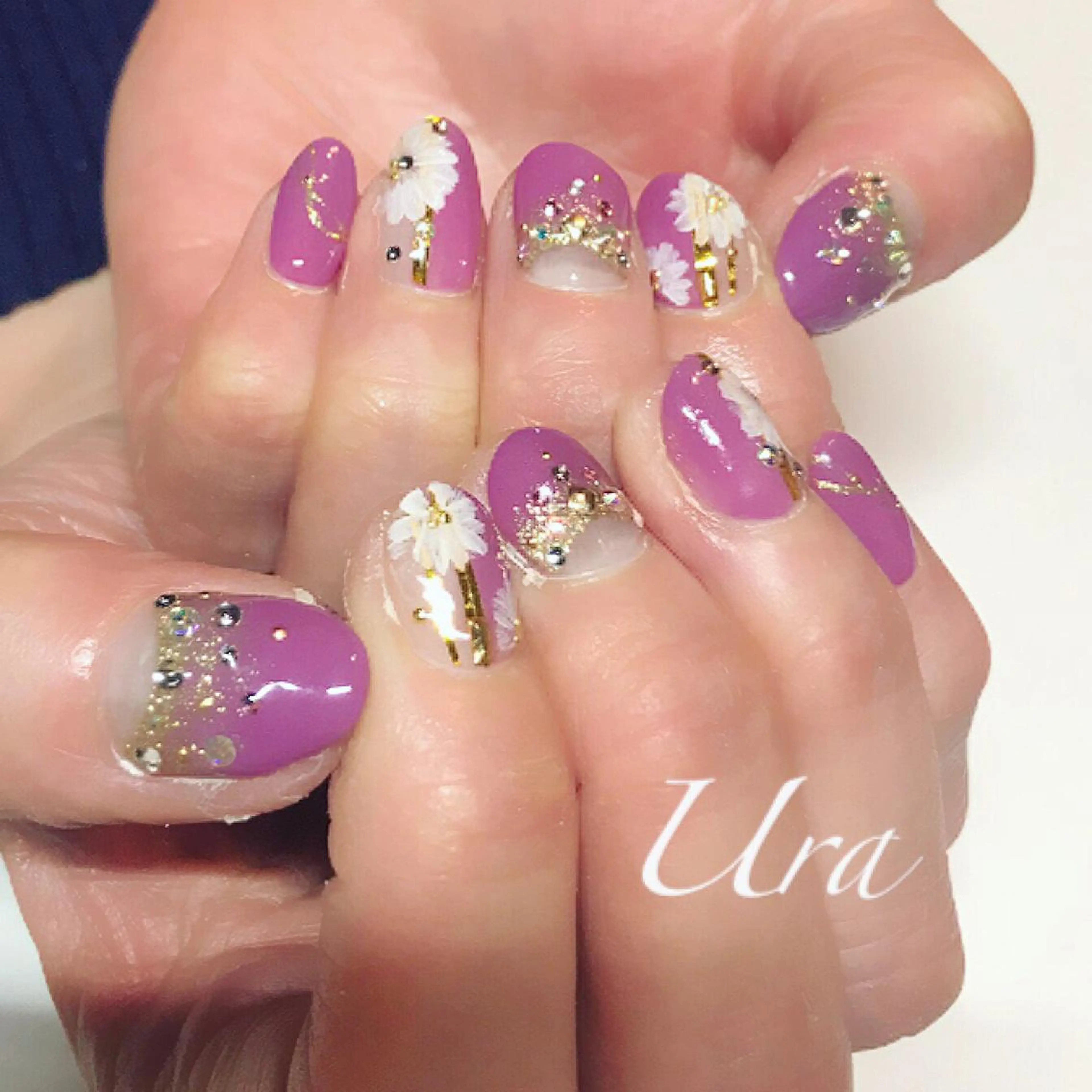 ネイル UrakoNail 《nail》のネイルデザイン