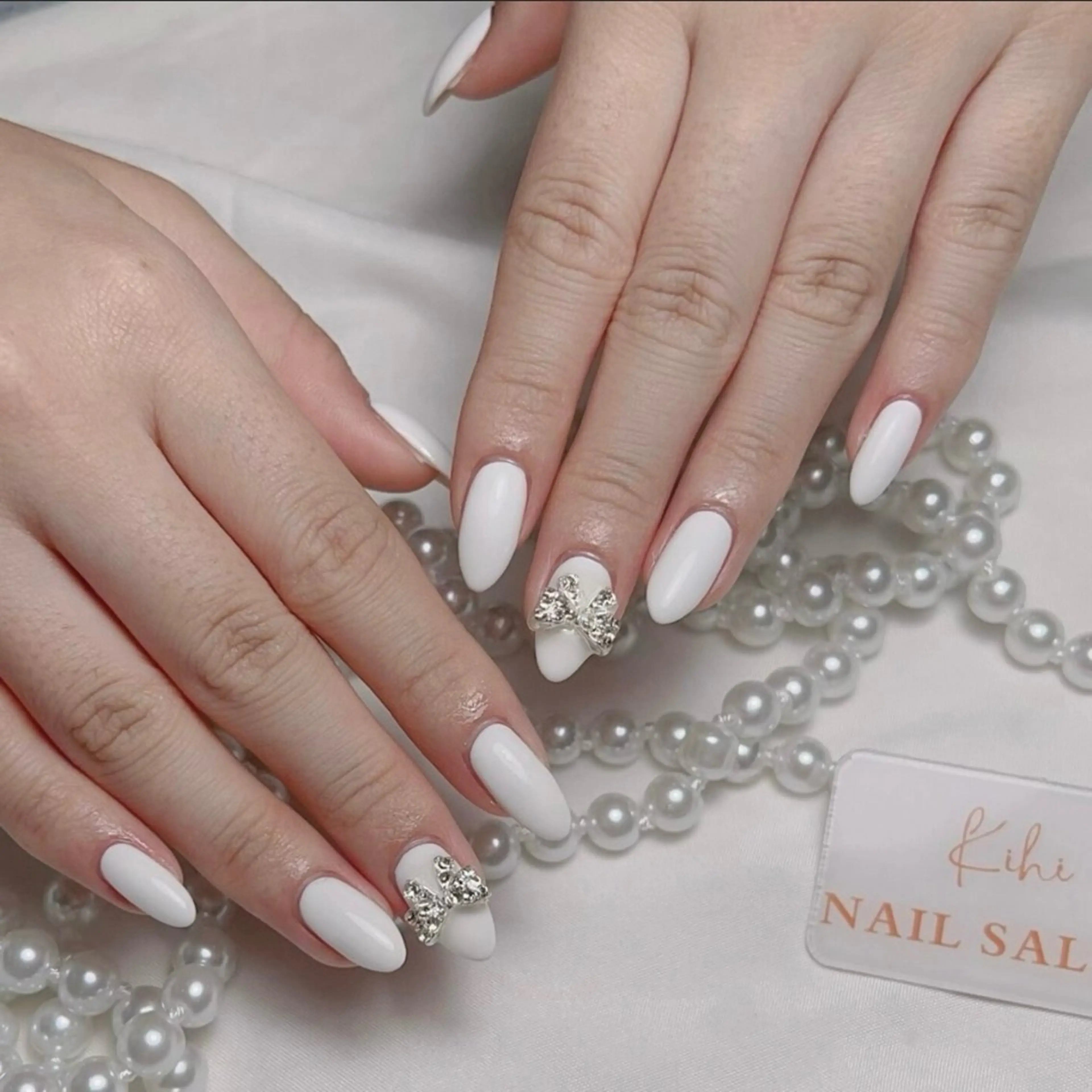 ネイル アートネイル フレンチネイル ジェルネイル グラデーション 韓国ネイル ハンドネイル 💕鈴木ユリ パラジェル/オフ無料のネイルデザイン