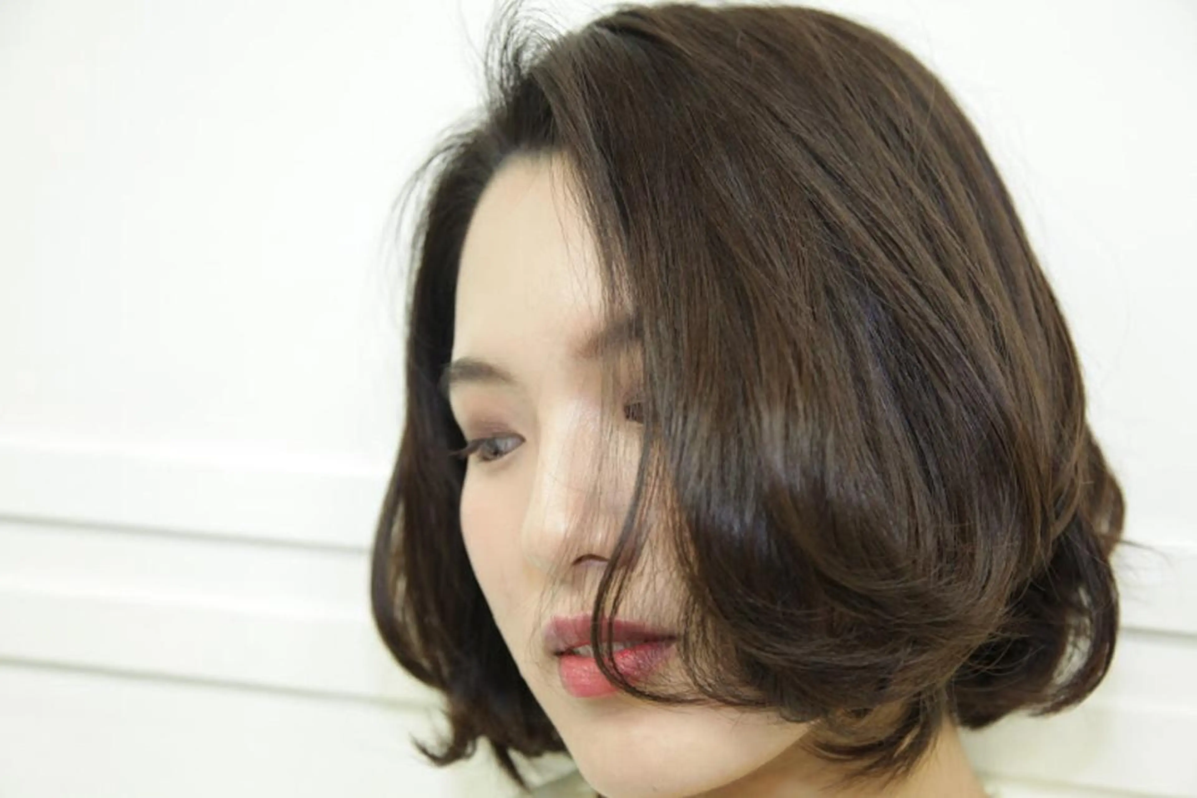 ミディアム カラー 透明感カラー イルミナカラー 髪質改善/縮毛矯正 /レイヤー岡部のヘアスタイル