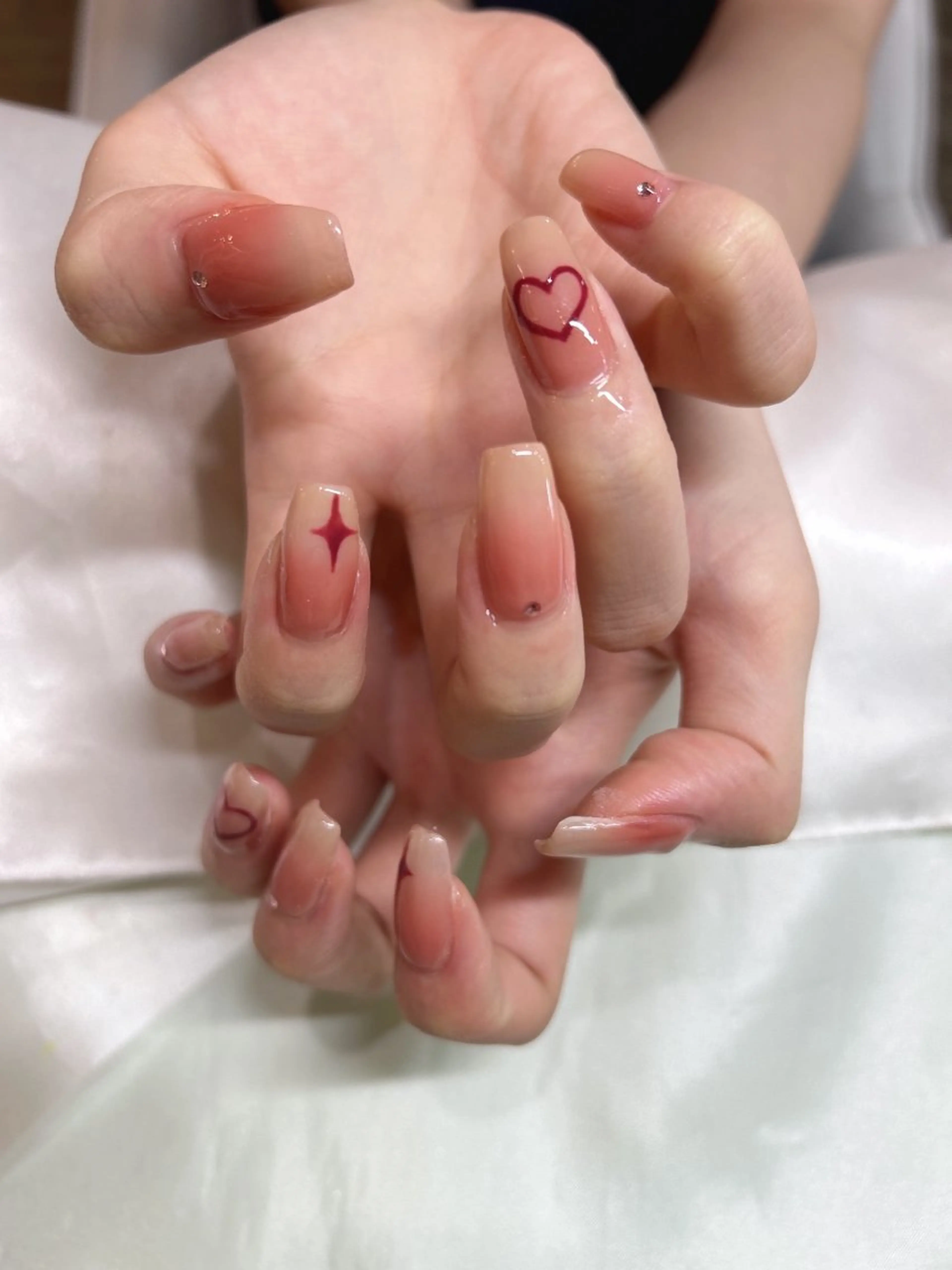 ネイル nailsalon華 tomomiのネイルデザイン