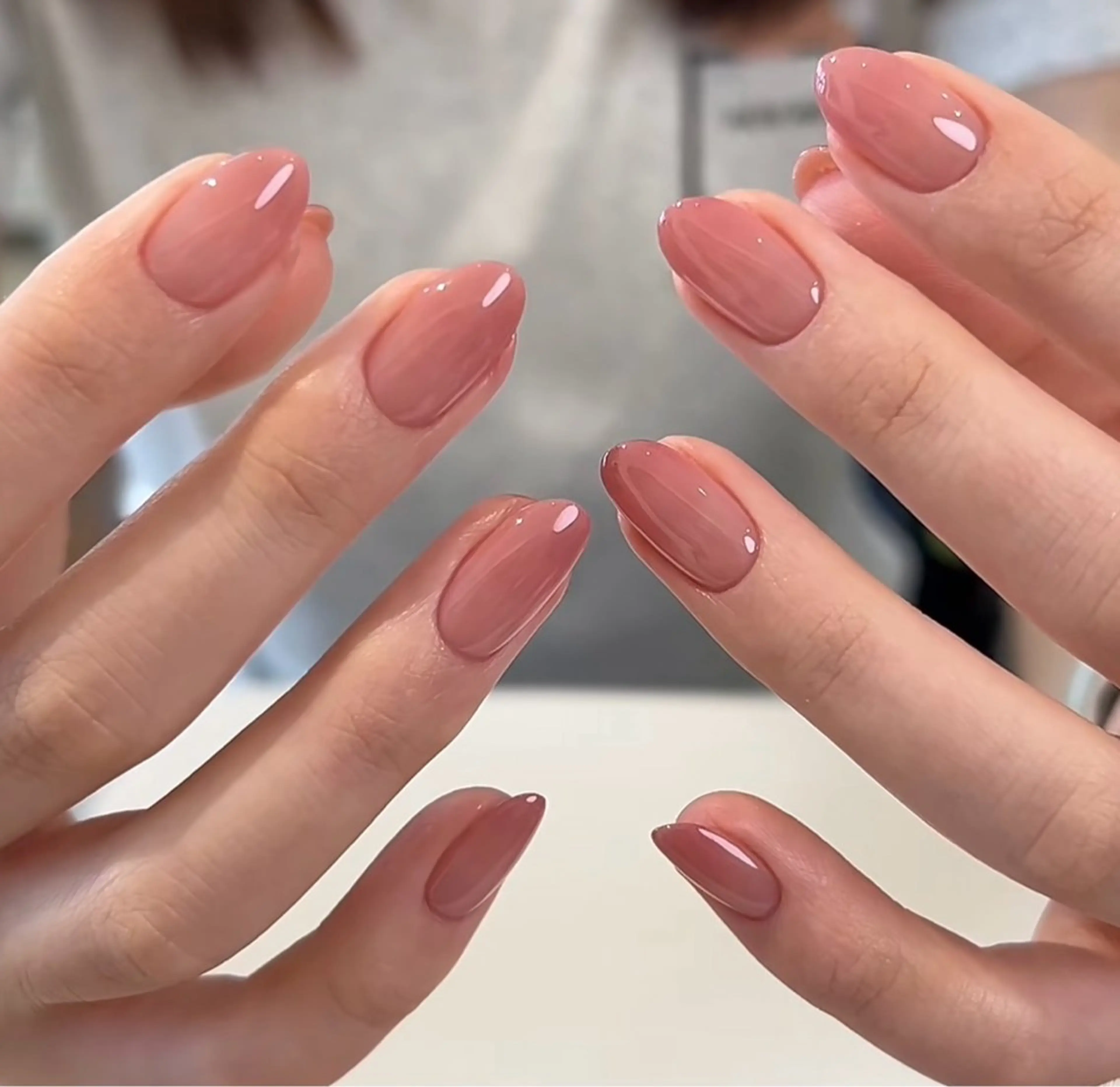 ネイル べっ甲ネイル チークネイル 成人式 長さ出し フラッシュネイル ハンドネイル ハンドケア For you. Nail Salonのネイルデザイン