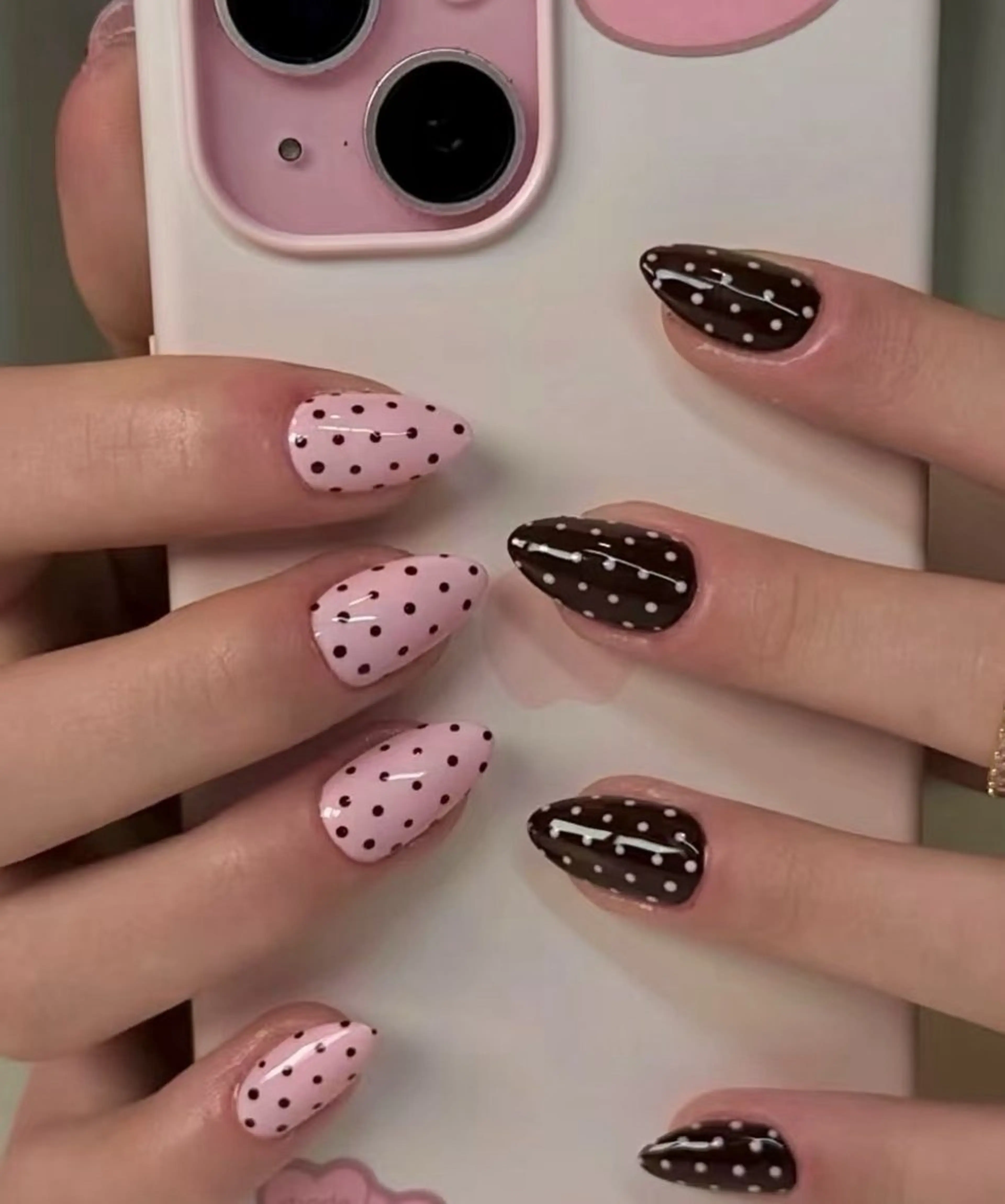 ネイル MoonNail ユリ🌸のネイルデザイン