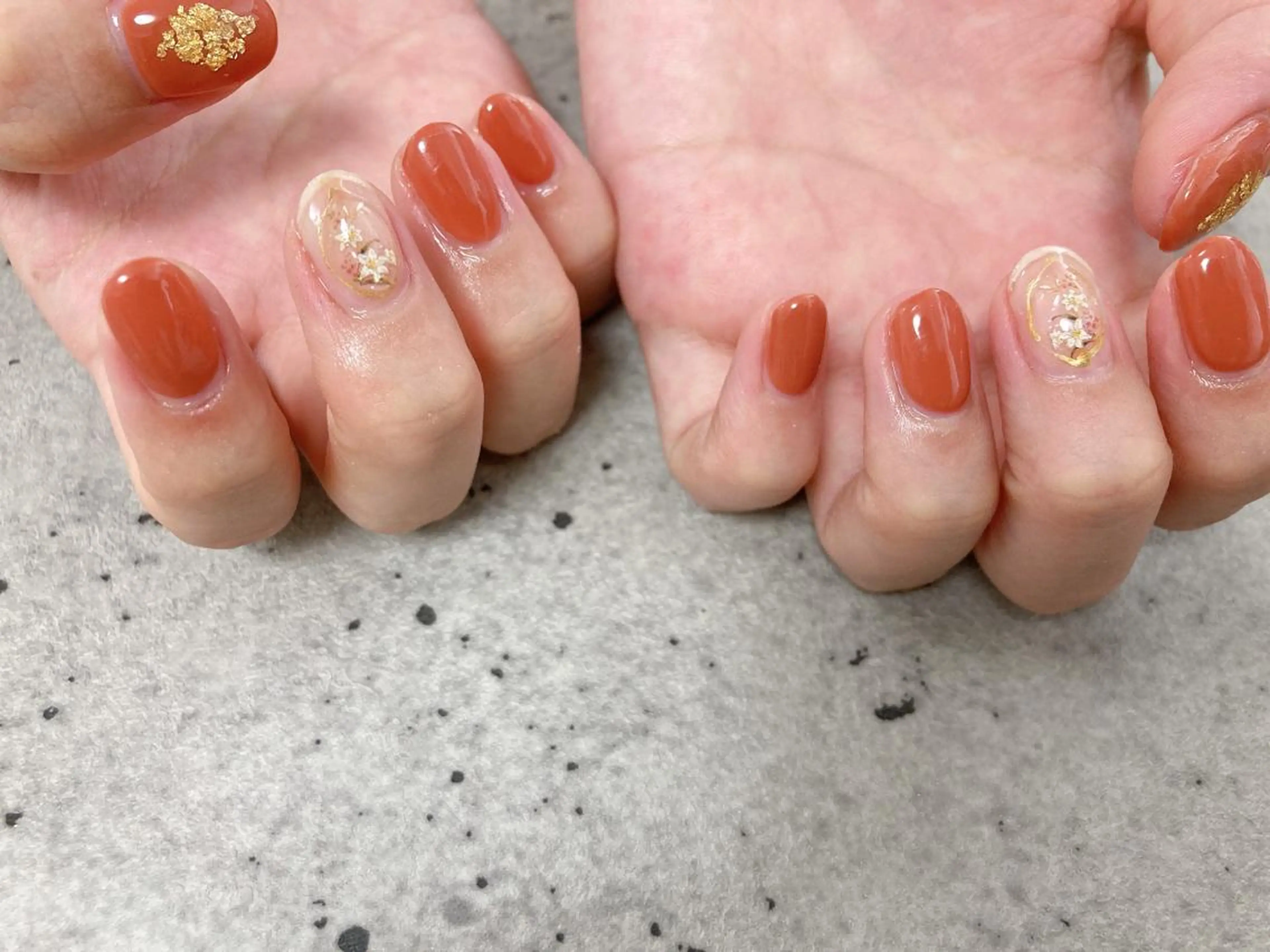 ネイル ぷっくりネイル mogunail &blowのネイルデザイン