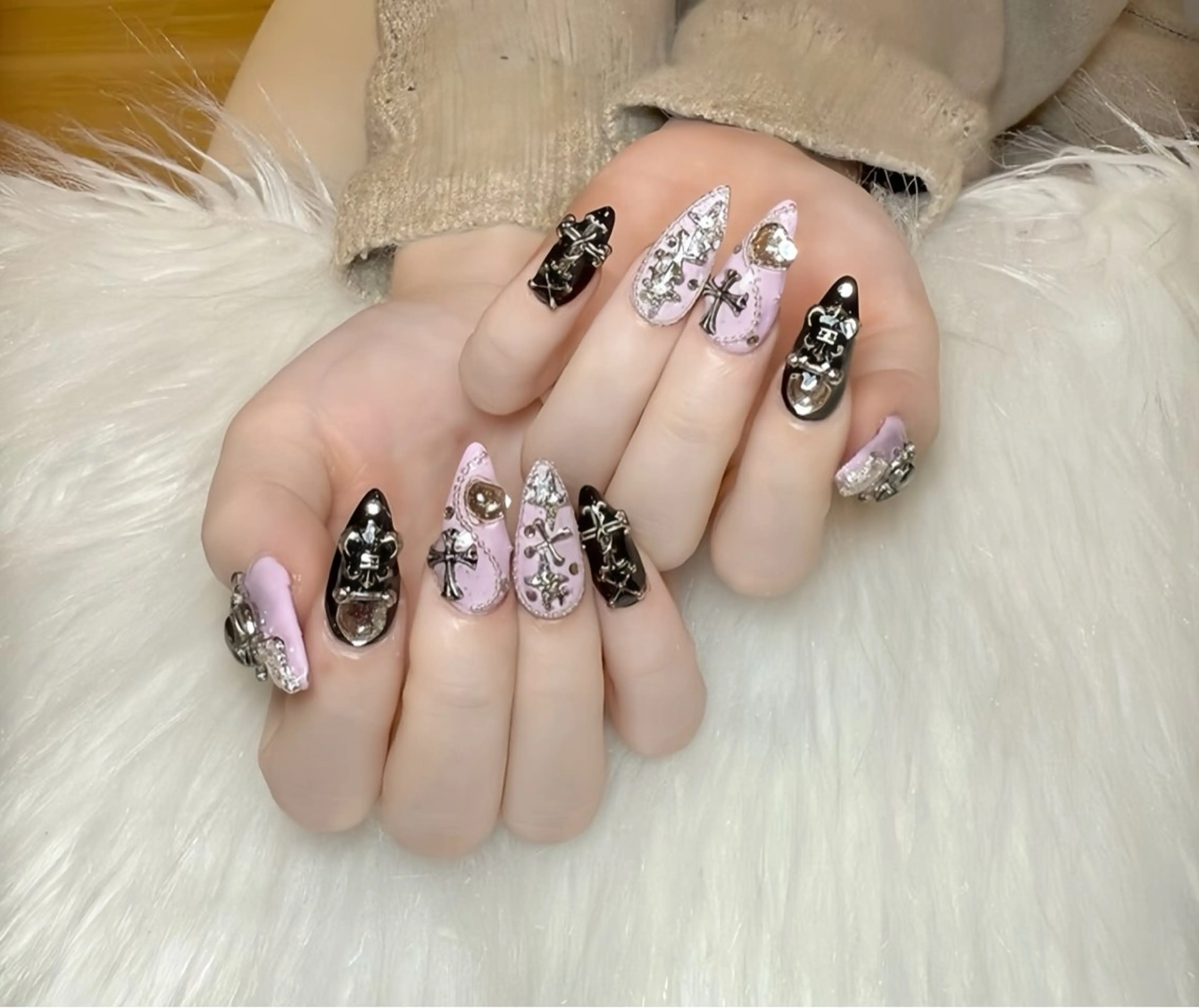 ネイル ブルー チークネイル クリアネイル フラワーネイル フットネイル ハンドネイル Rin Nail 新大久保店のネイルデザイン