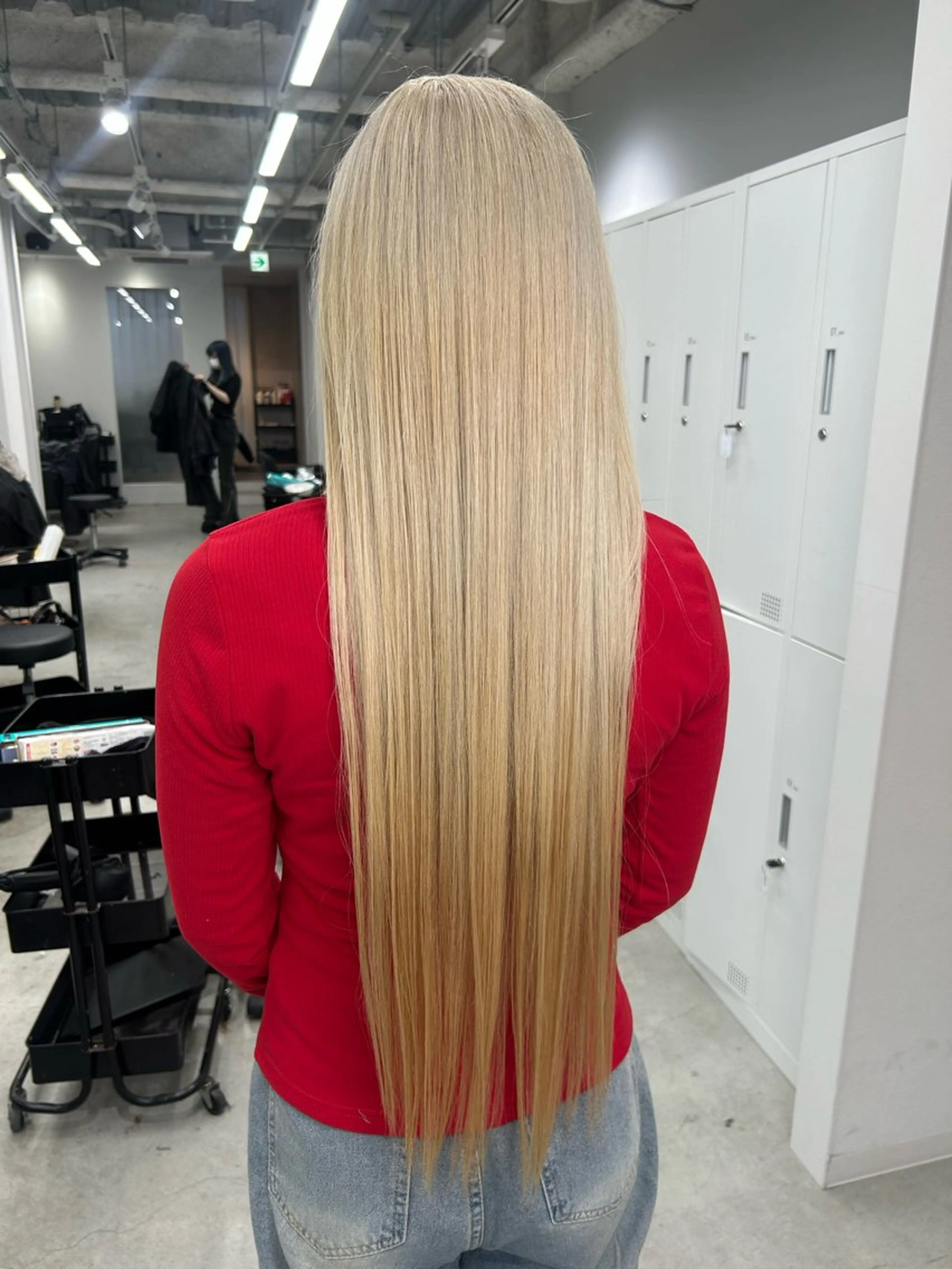 ロング カラー ブリーチ ハイトーンカラー MOE🌙 博多ハイトーンのヘアスタイル