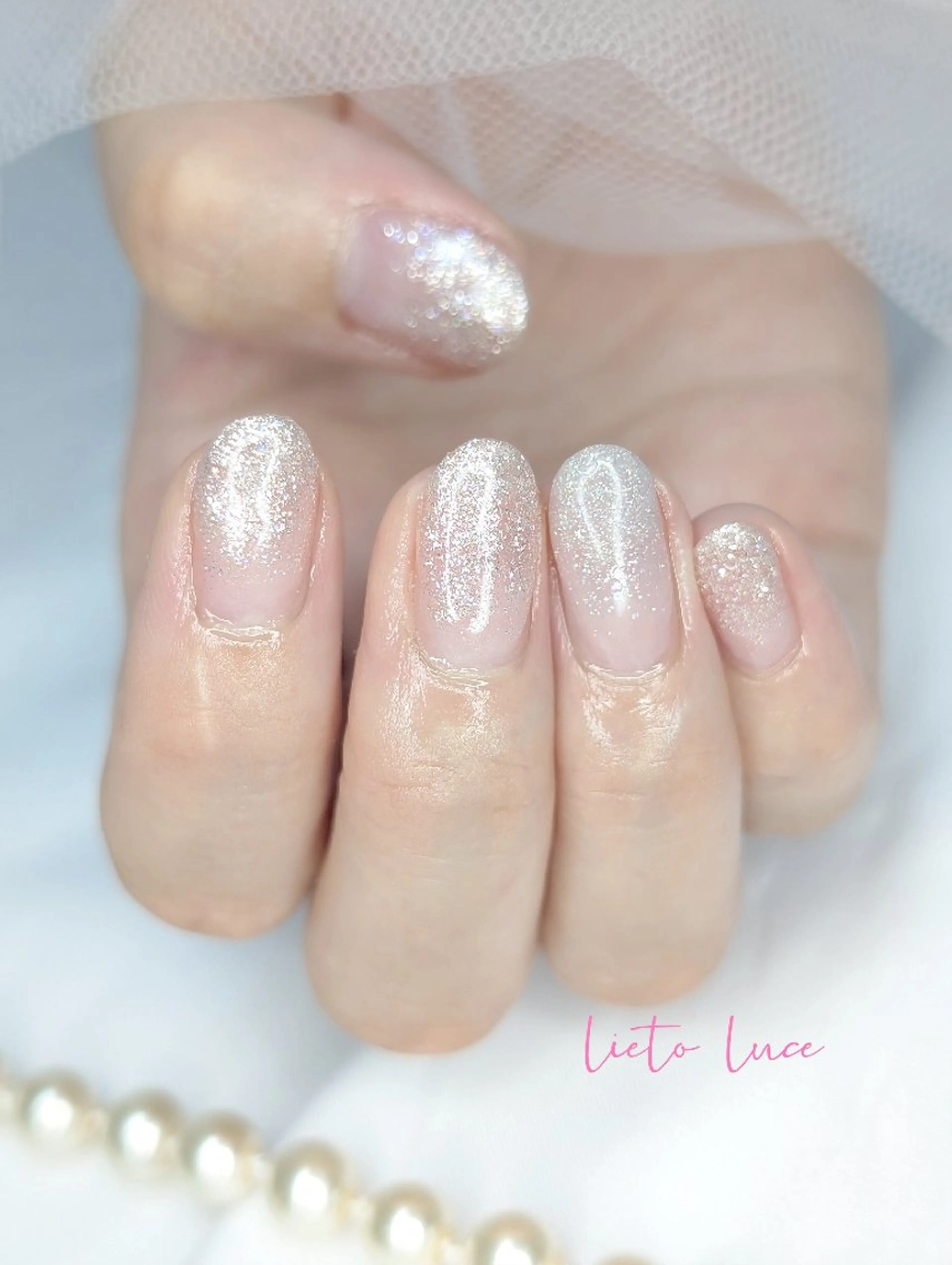 ネイル ゴールド ラメ(グリッター) ラメグラデーション ハンドネイル lieto luce Yukaのネイルデザイン