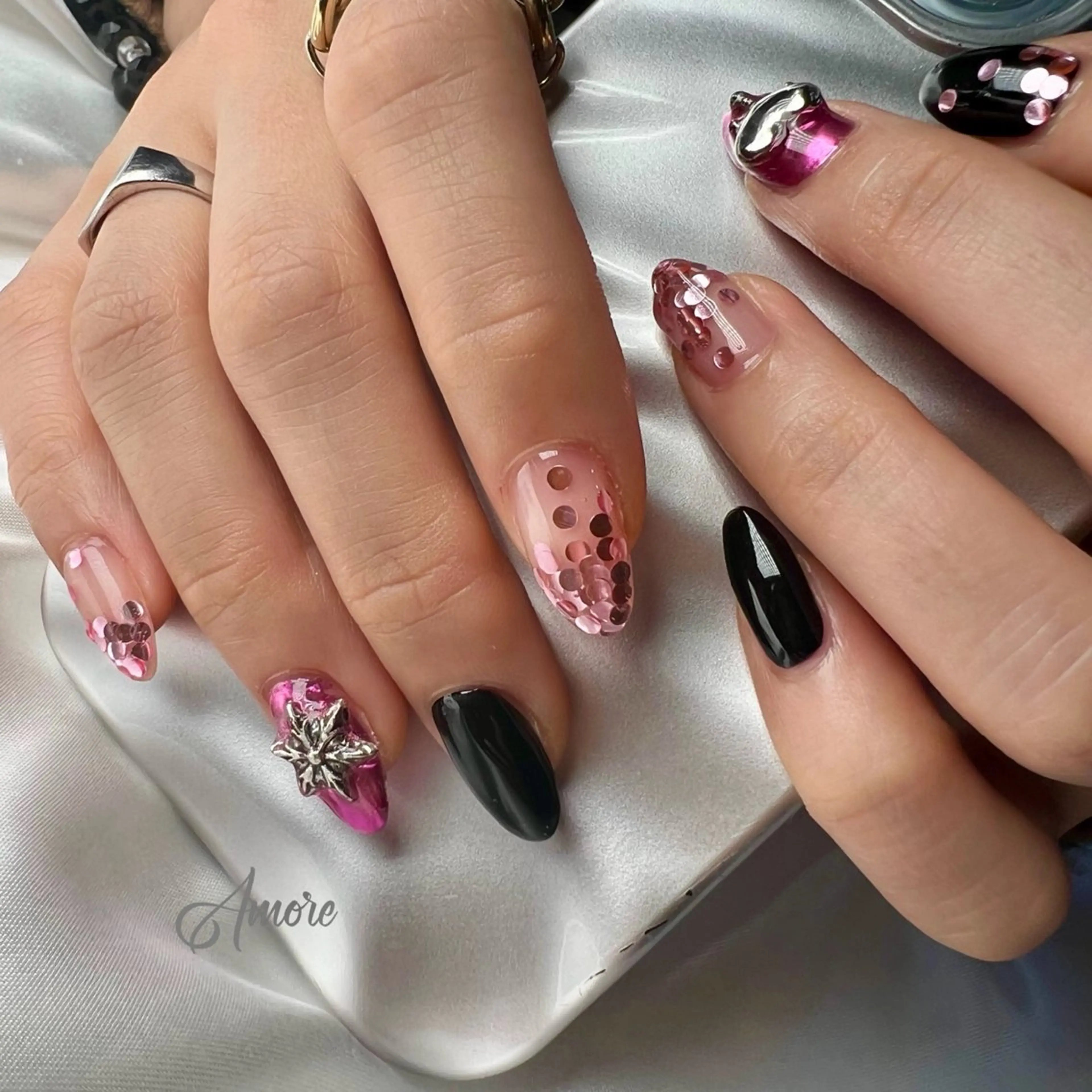 ネイル ジェルネイル キラキラネイル 韓国ネイル マグネットネイル パラジェル You kyehwaのネイルデザイン