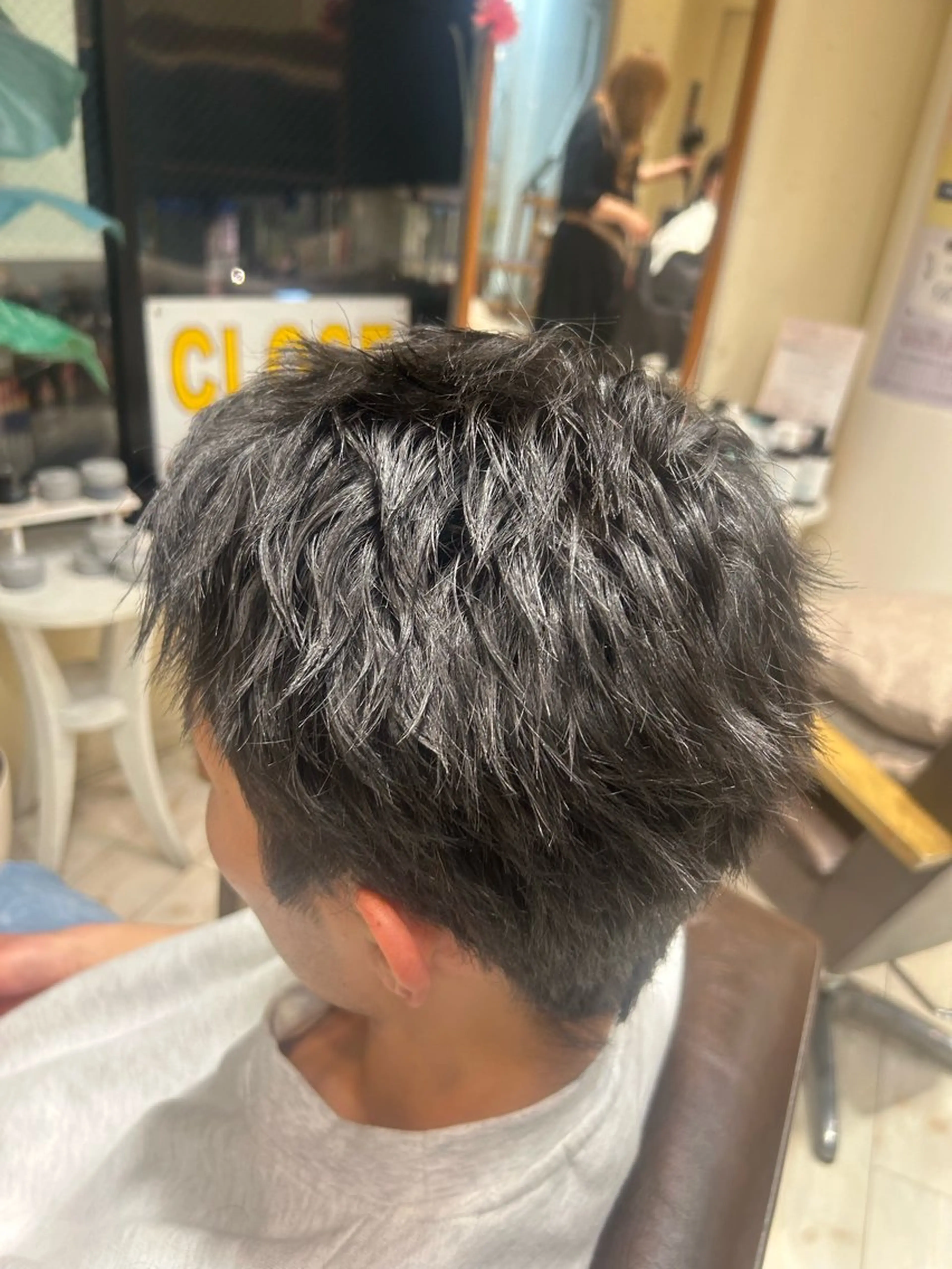 ショート 井上 慈温のヘアスタイル