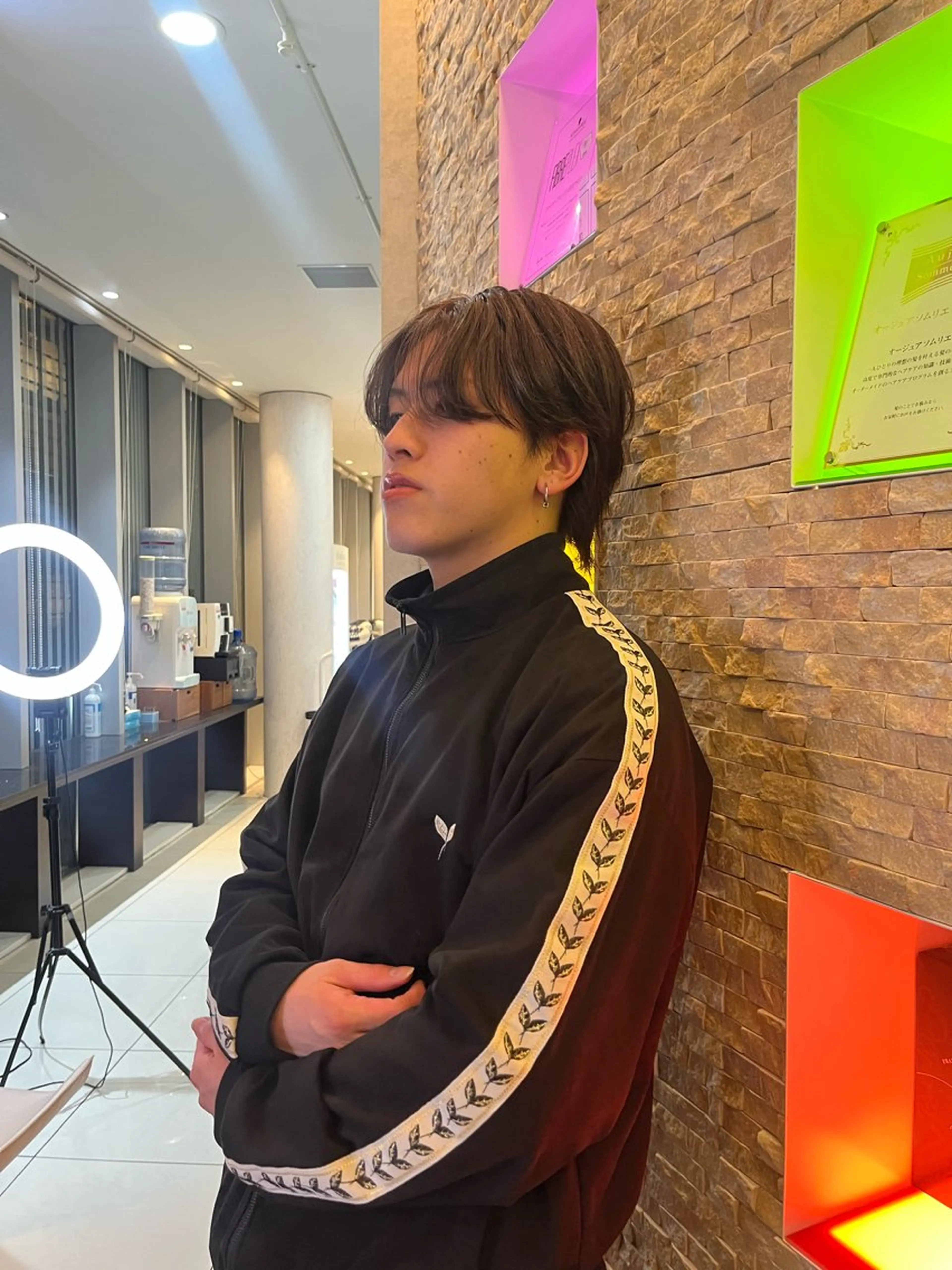 カラー ハイライトカラー 透明感カラー✨🩵 韓国ヘアkanatoのヘアスタイル