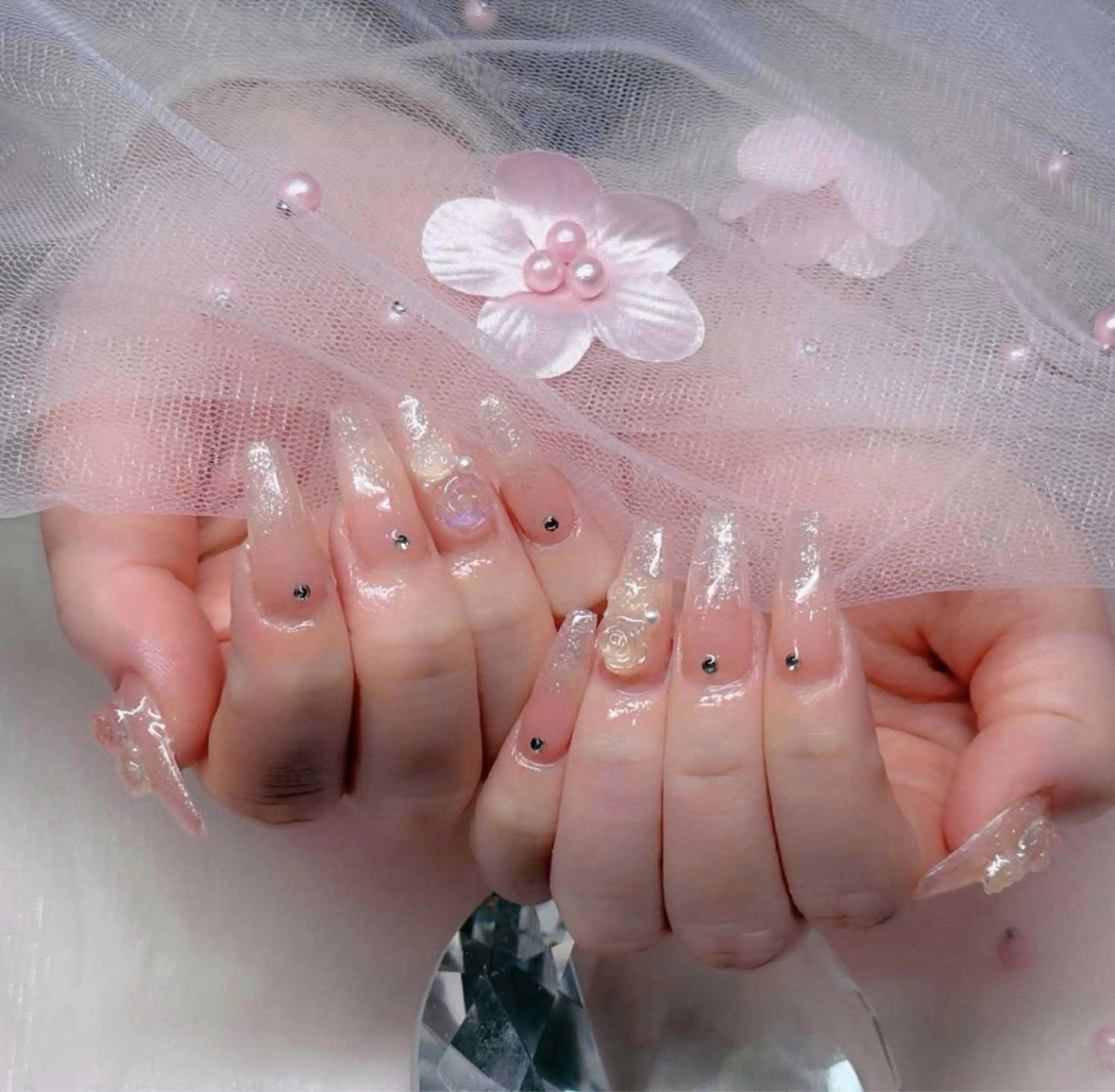 ネイル 長さ出し フレンチネイル 韓国ネイル レース マグネットネイル 高橋 ユキのネイルデザイン